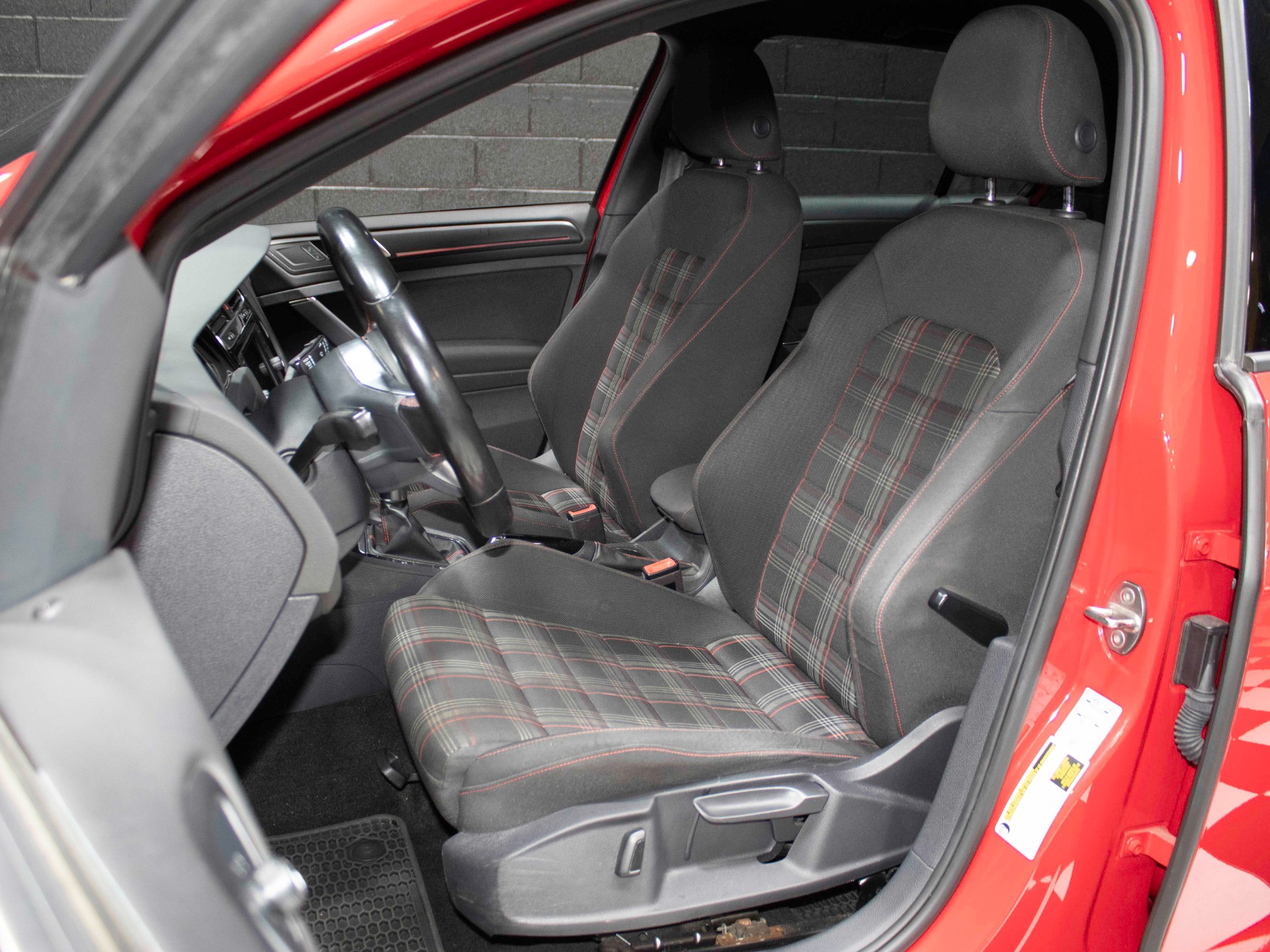 2019 Volkswagen Golf GTI 35