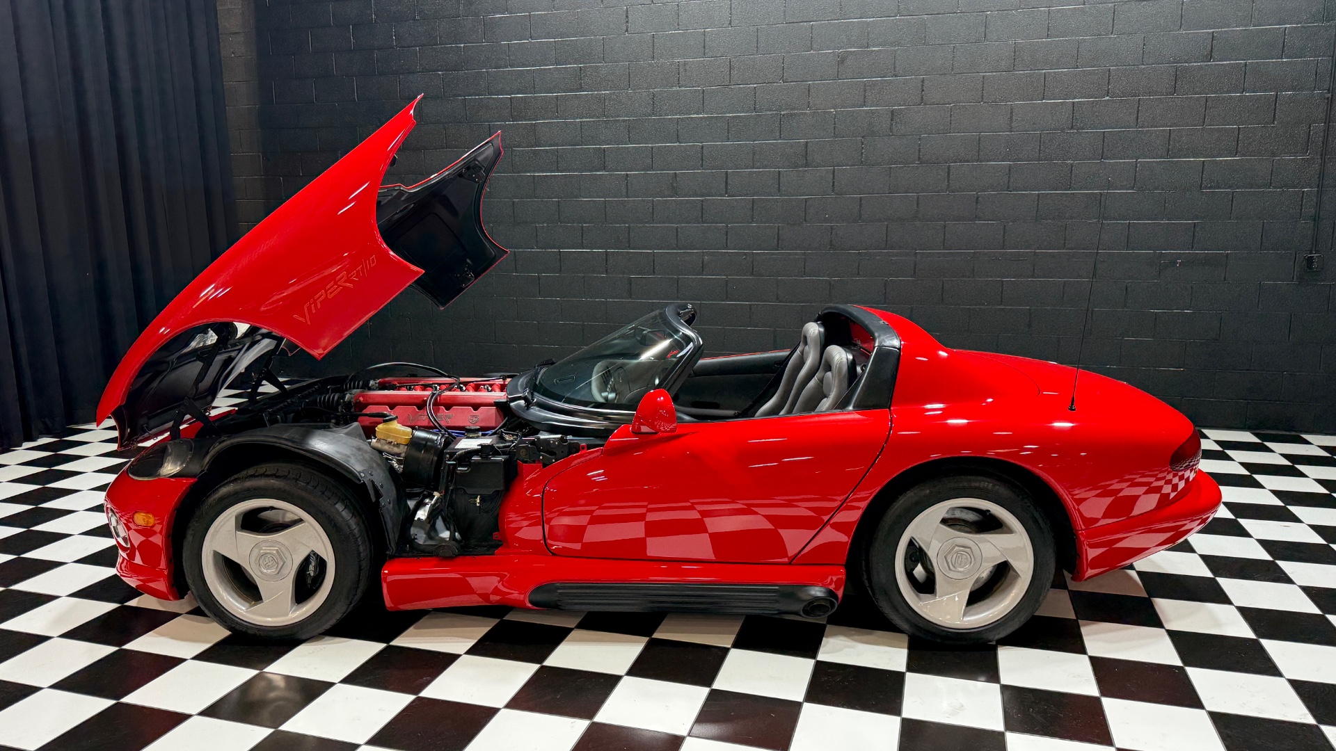 1992 Dodge Viper 118