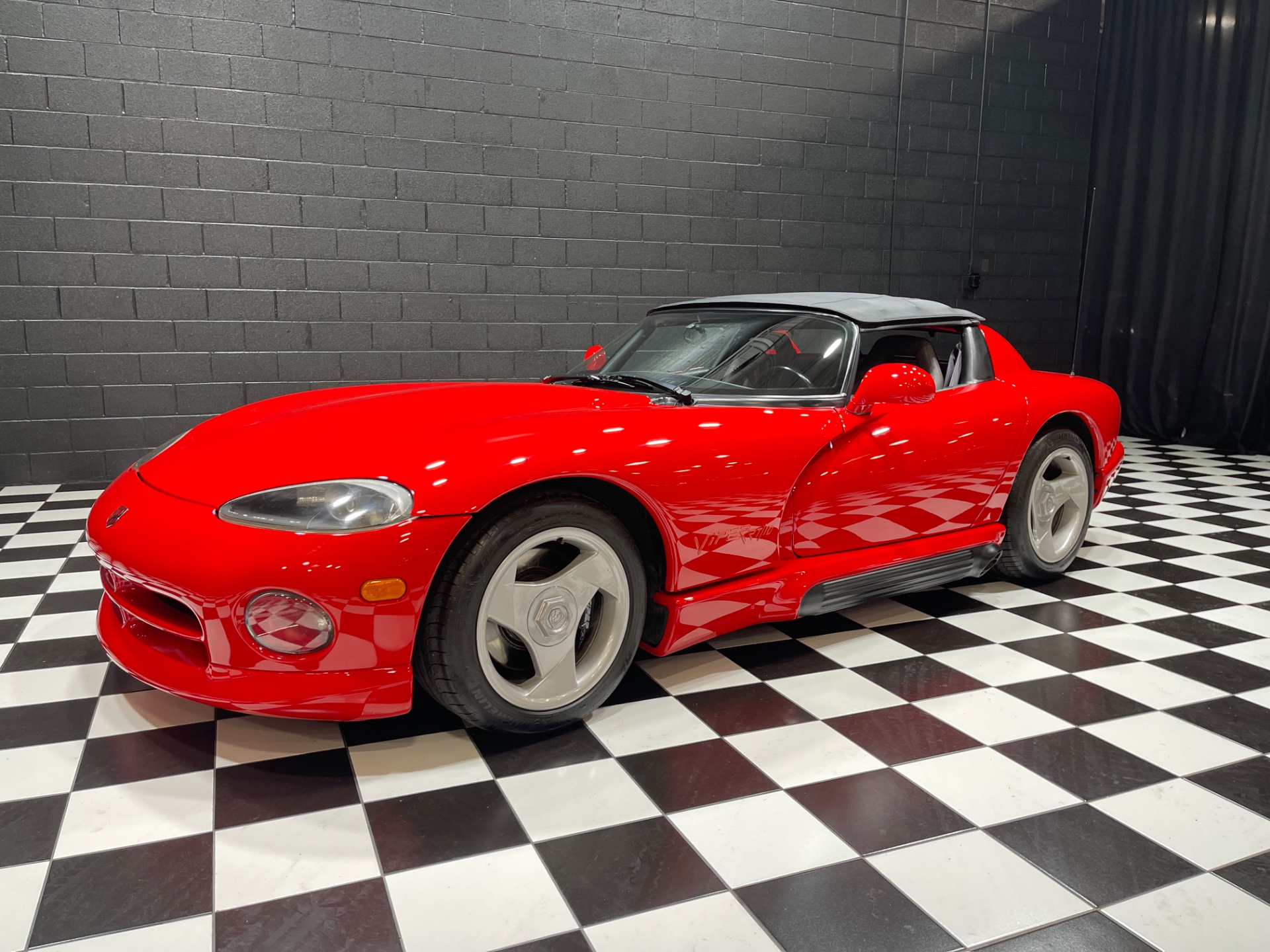 1992 Dodge Viper 124