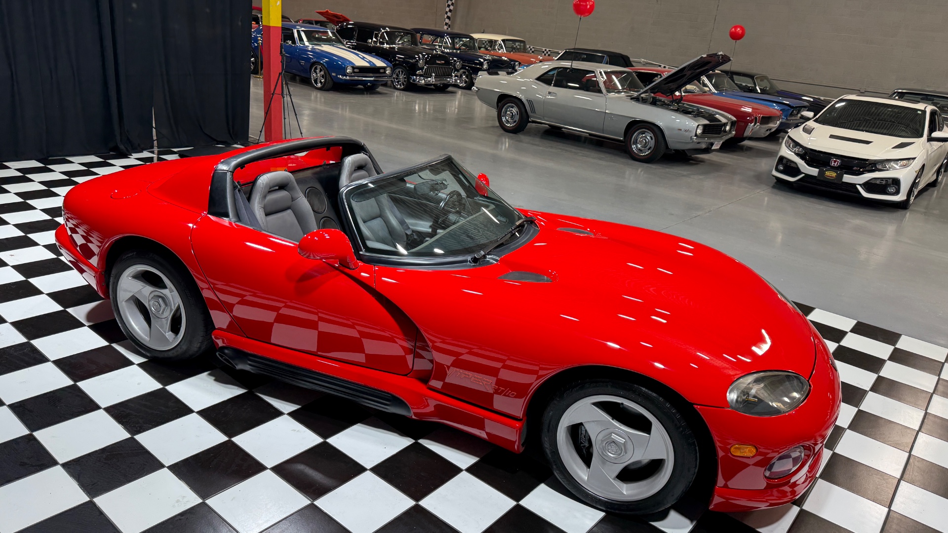 1992 Dodge Viper 20