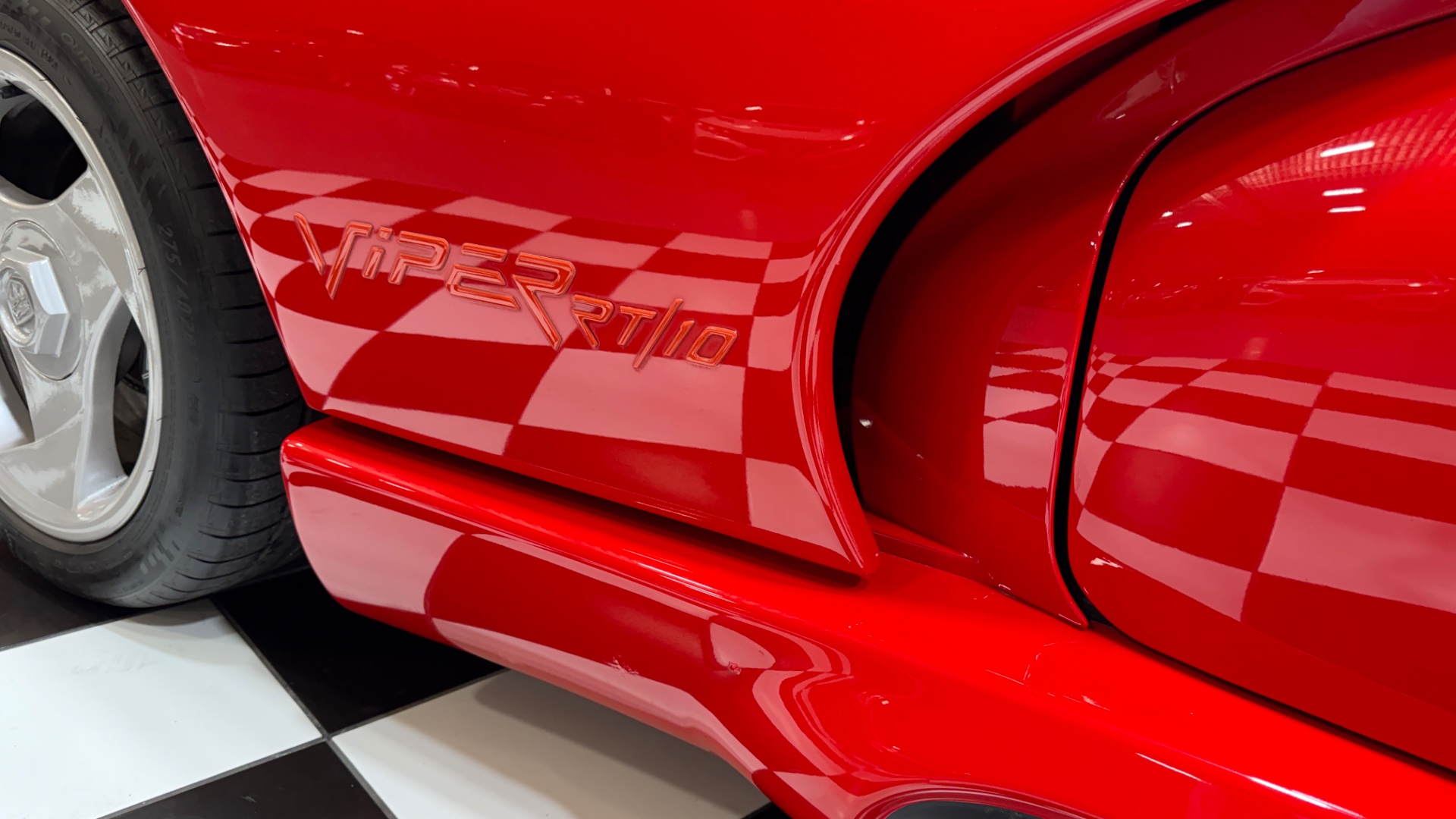 1992 Dodge Viper 47