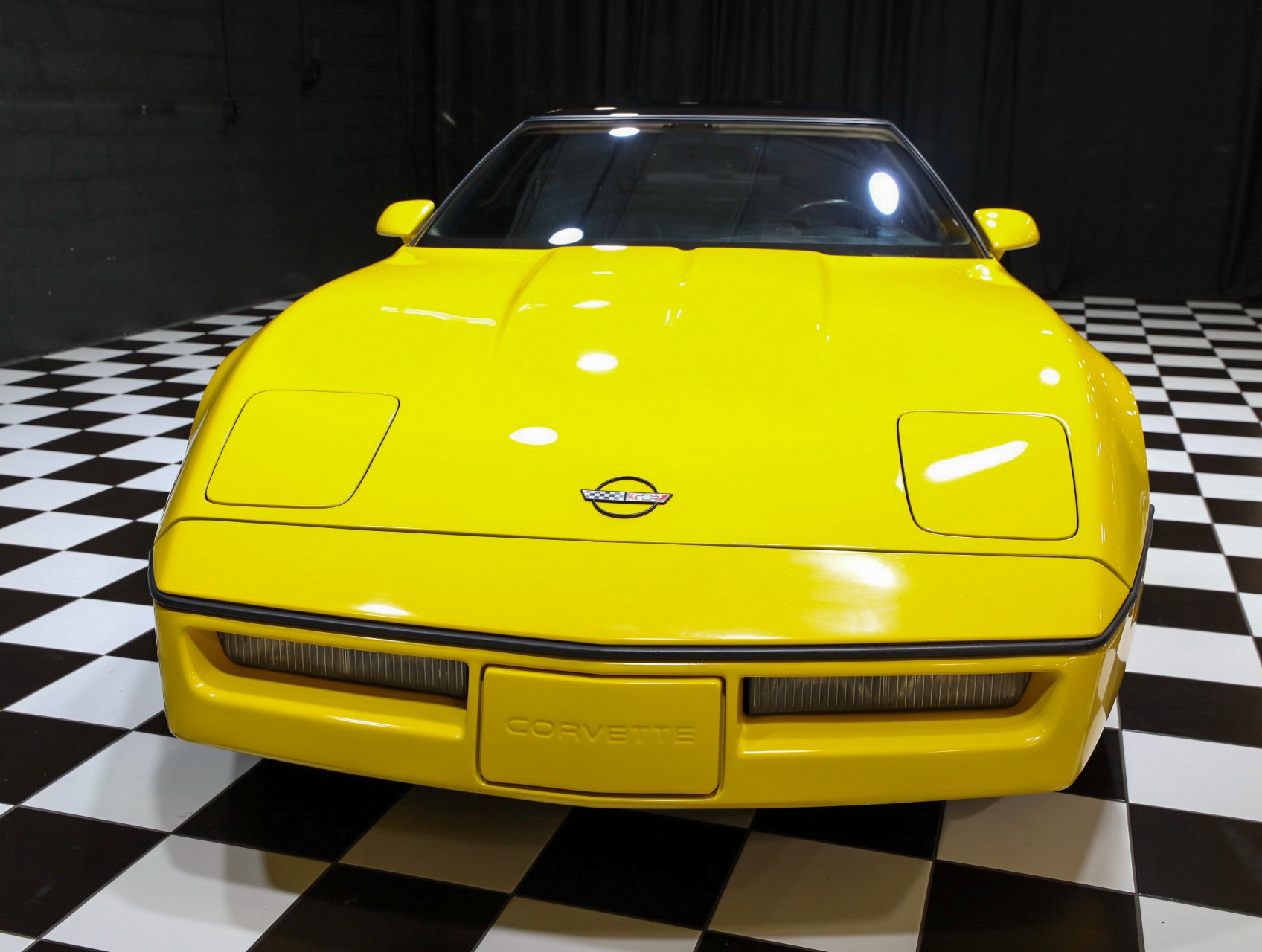 1990 Chevrolet Corvette 12