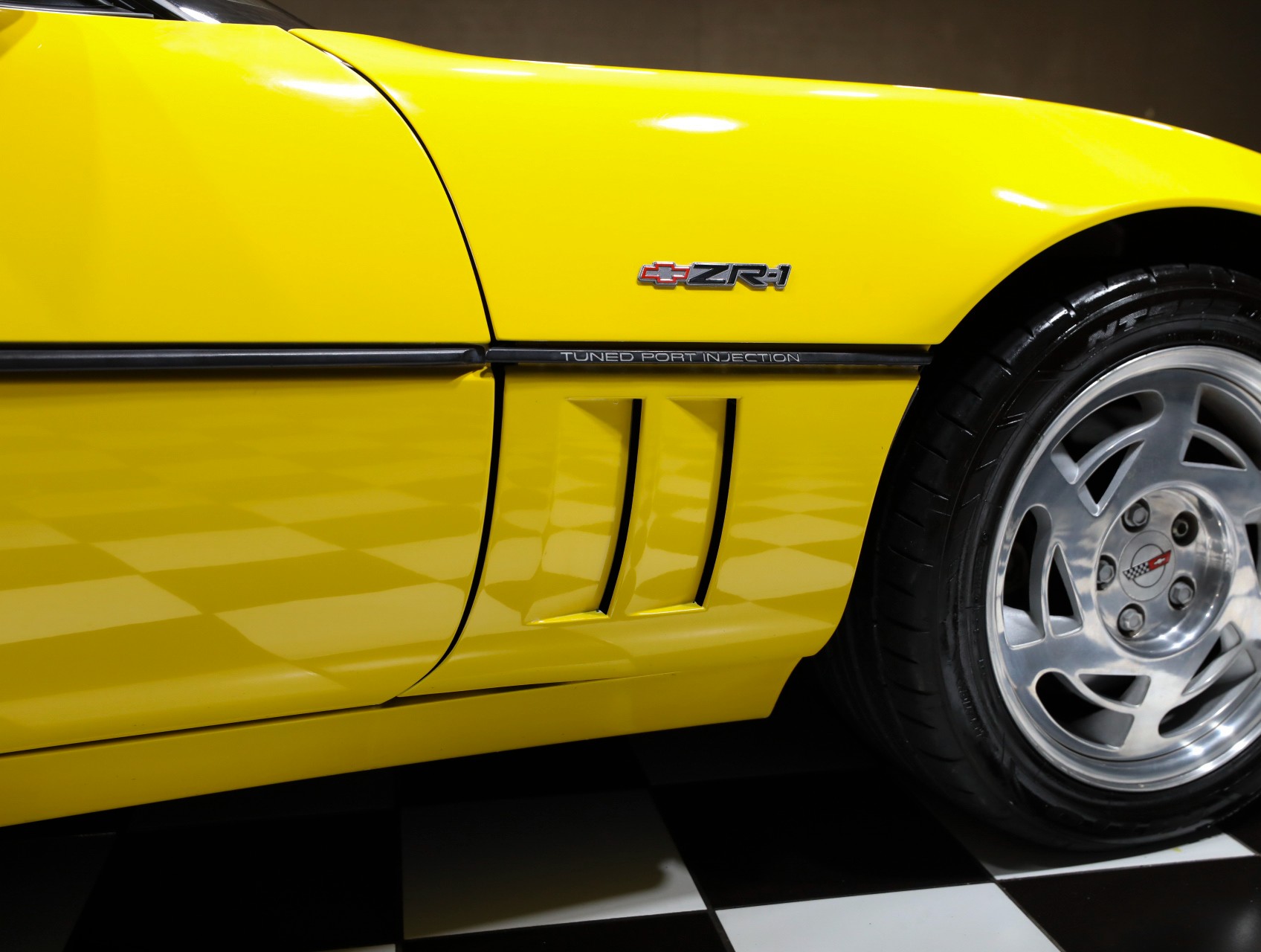 1990 Chevrolet Corvette 17