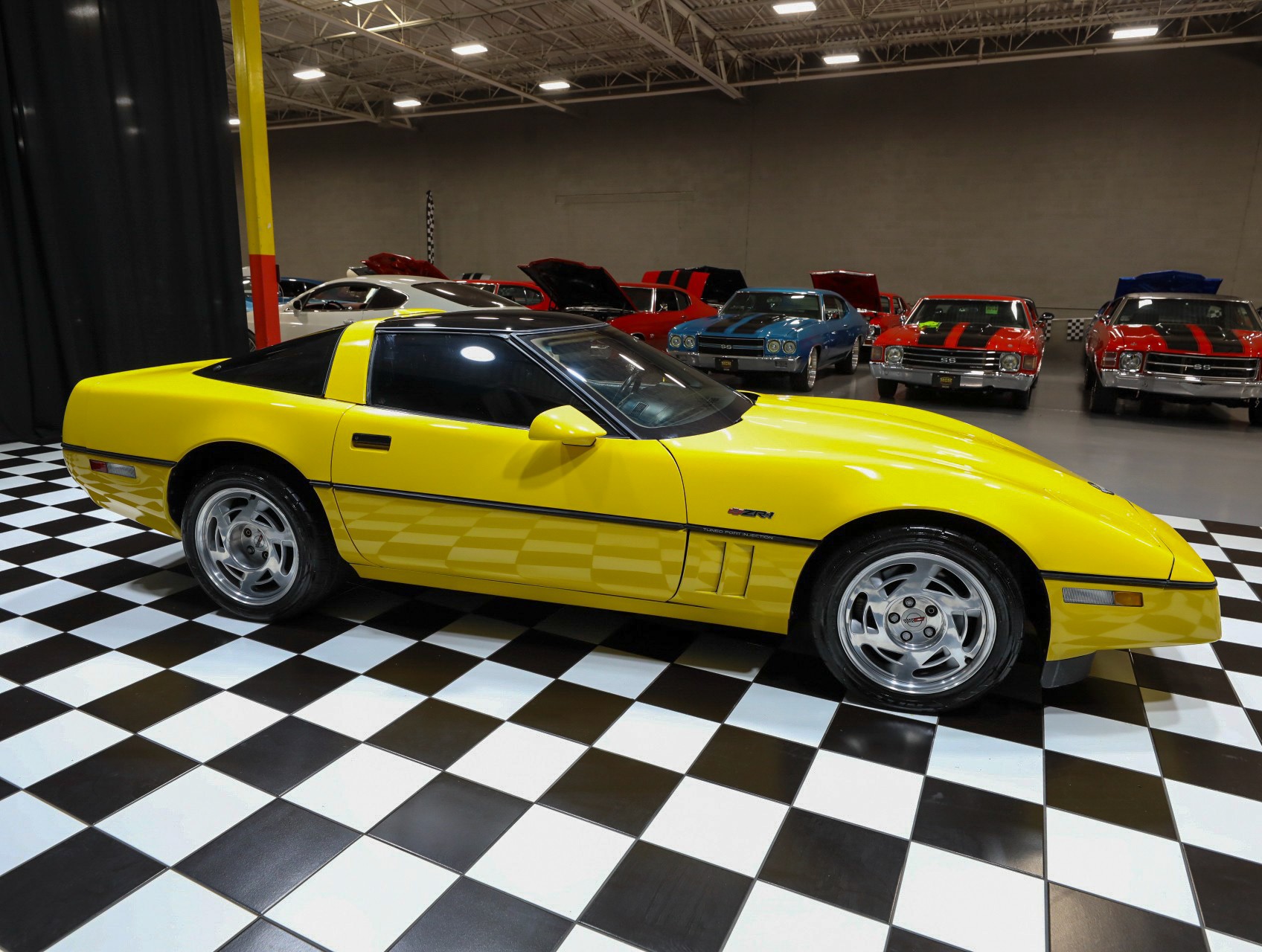 1990 Chevrolet Corvette 18