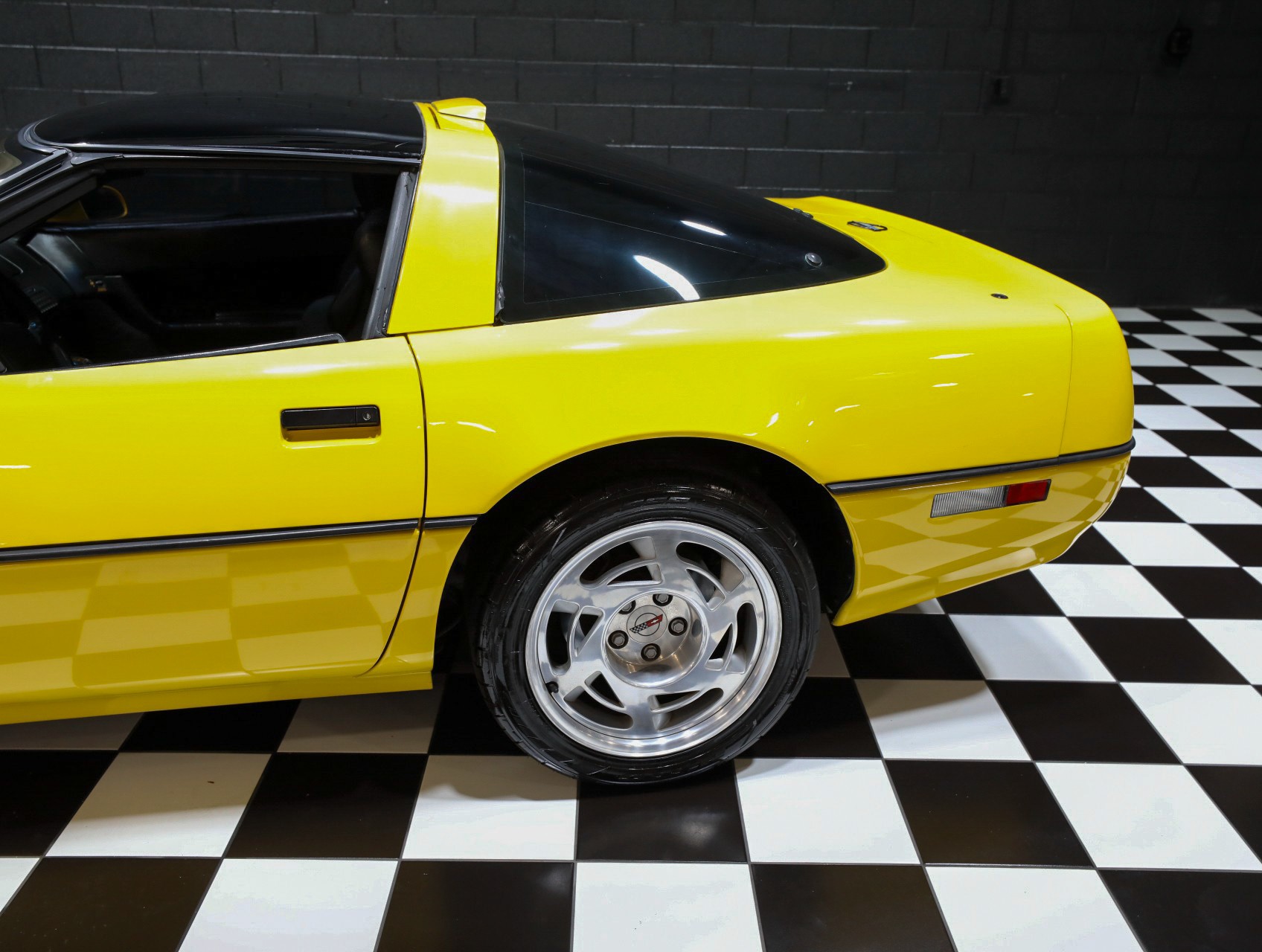 1990 Chevrolet Corvette 29