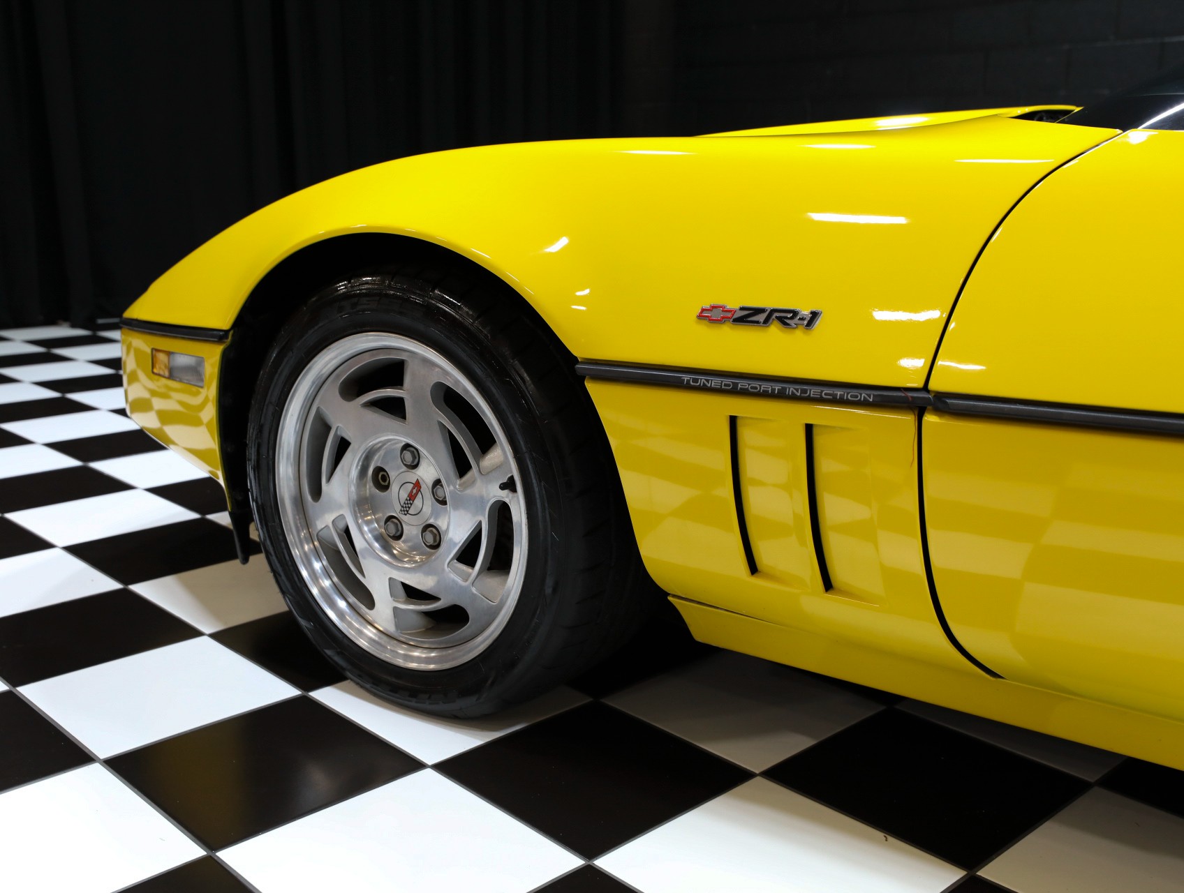 1990 Chevrolet Corvette 31