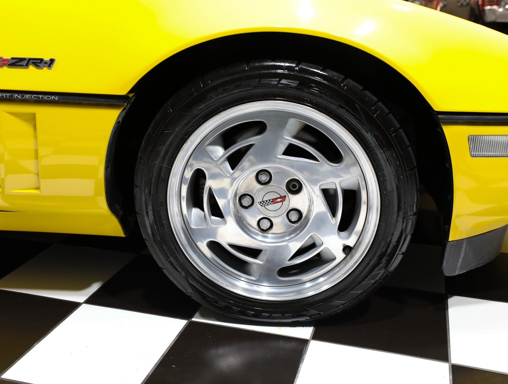 1990 Chevrolet Corvette 34