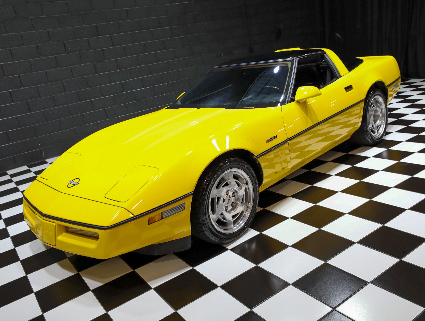 1990 Chevrolet Corvette 8