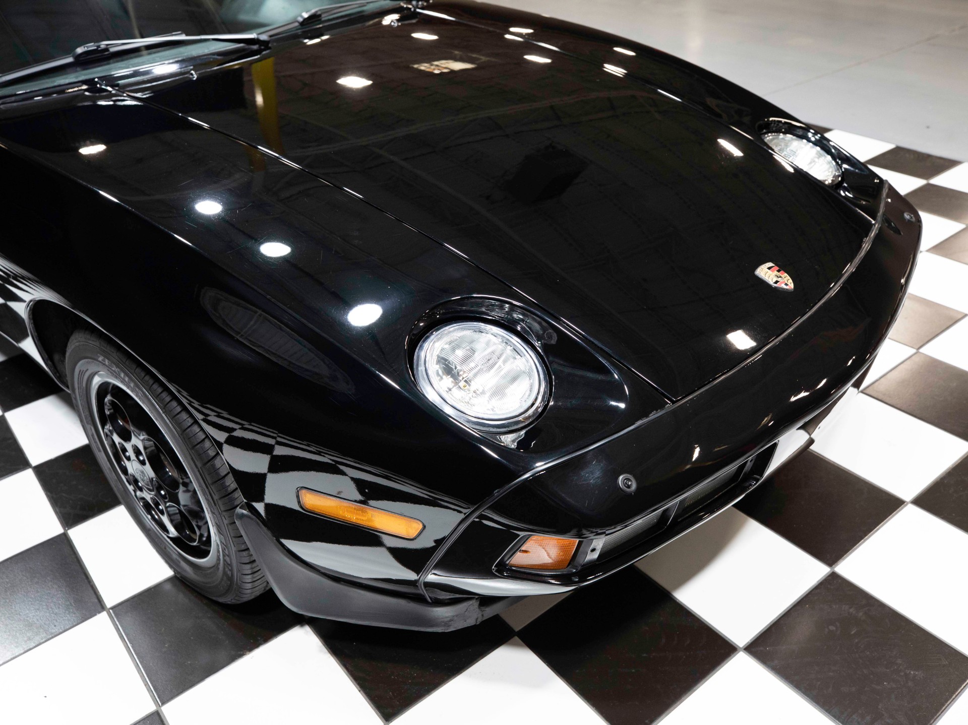 1979 Porsche 928 13