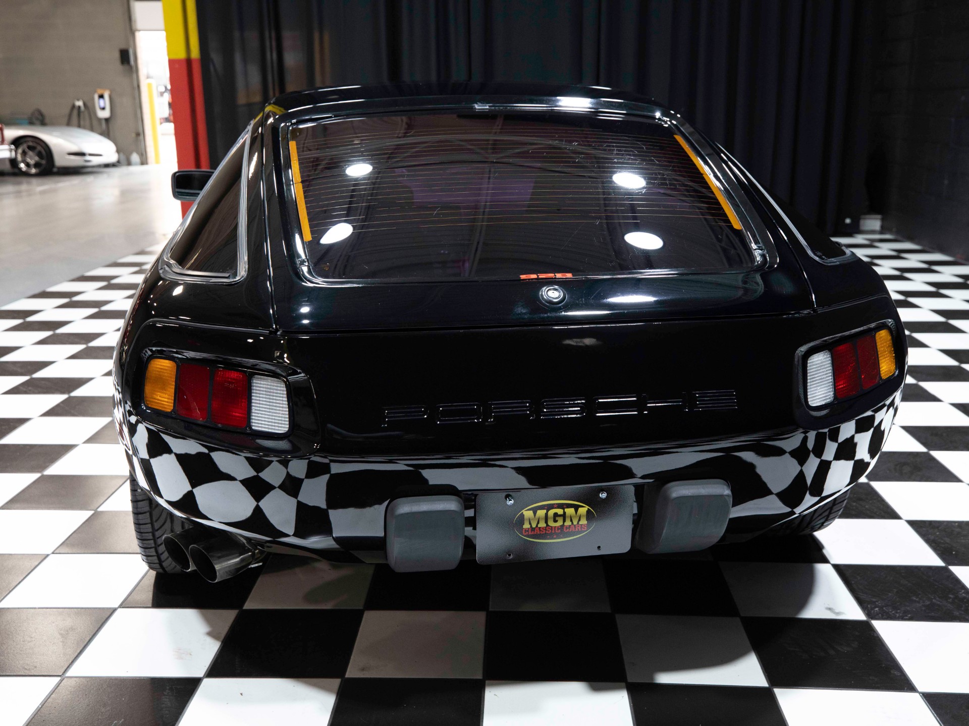 1979 Porsche 928 17