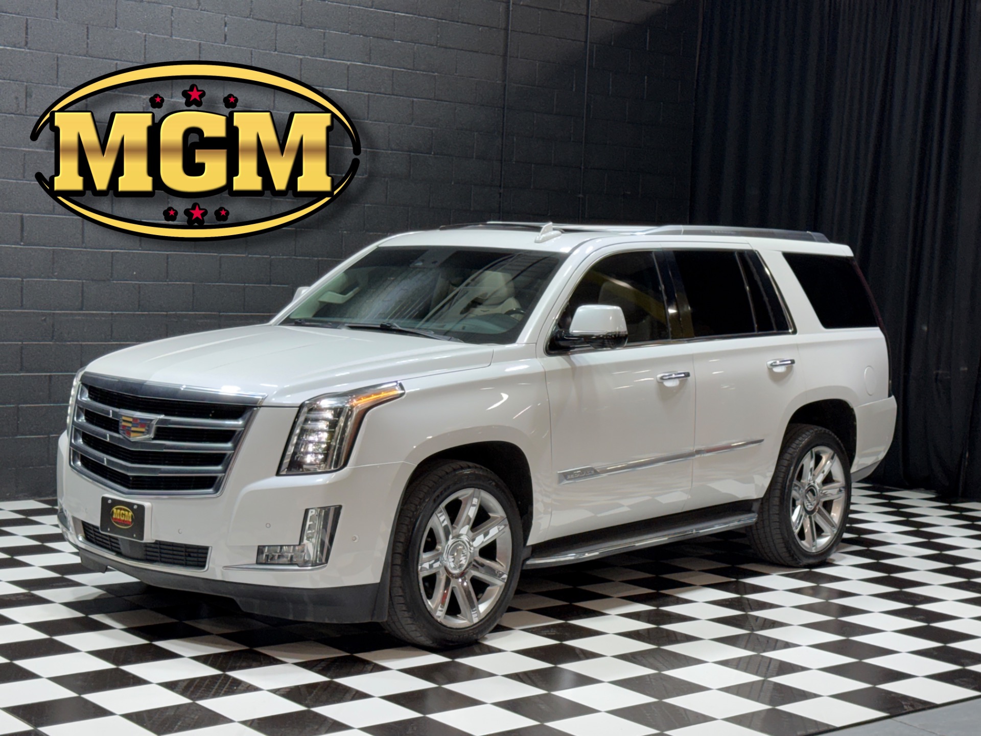 2020 Cadillac Escalade ESV 1