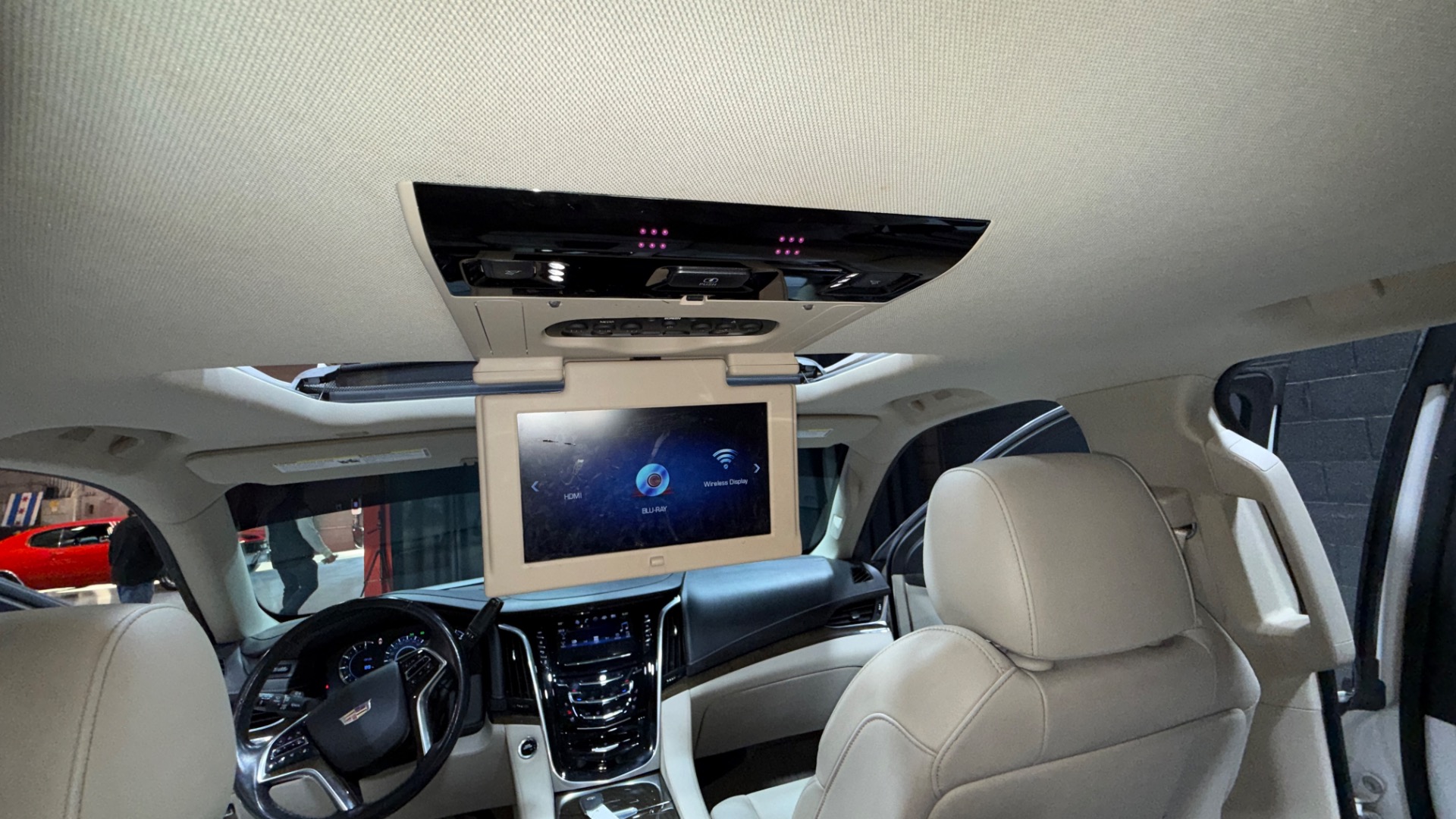 2020 Cadillac Escalade ESV 118