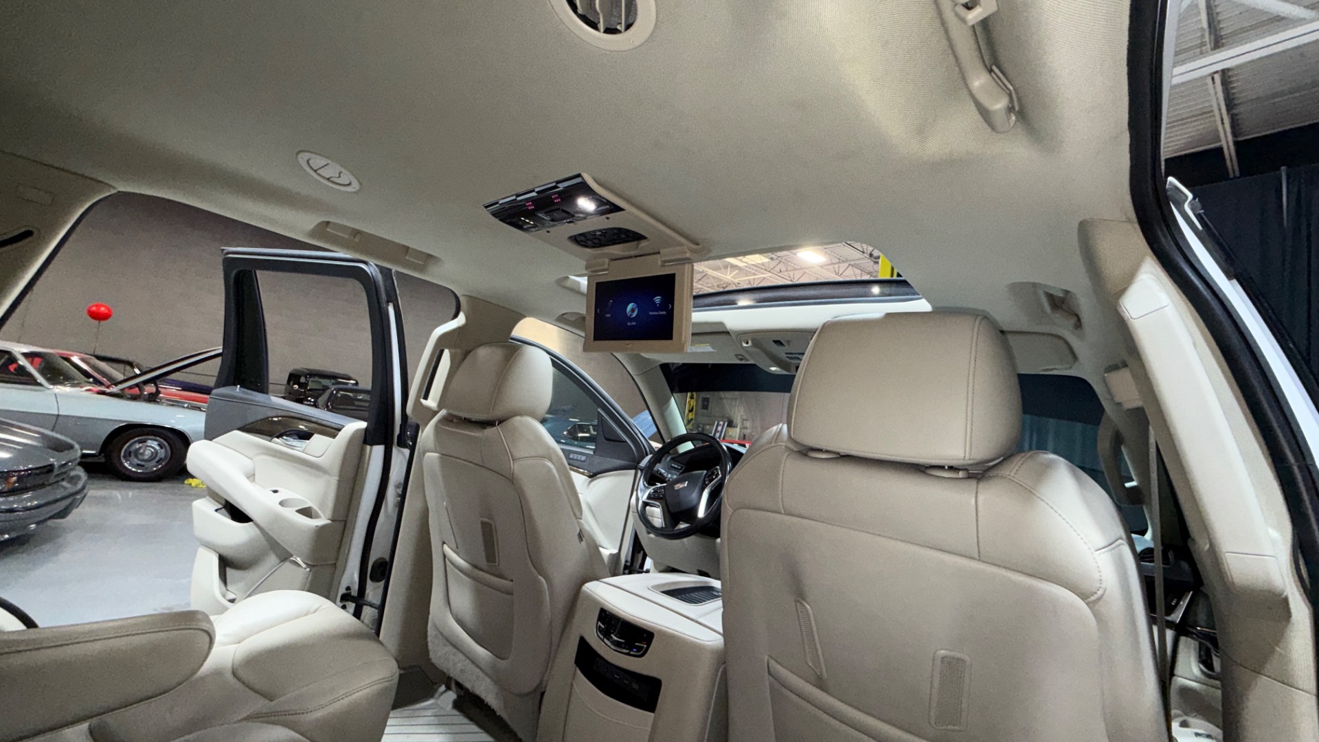 2020 Cadillac Escalade ESV 128