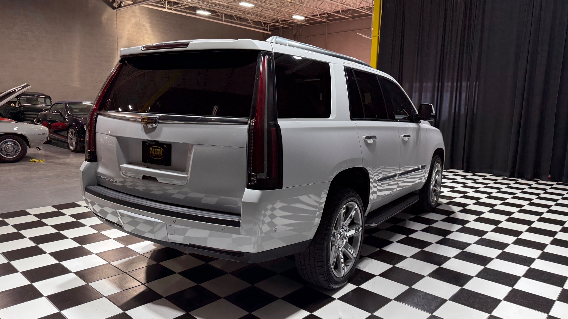 2020 Cadillac Escalade ESV 13