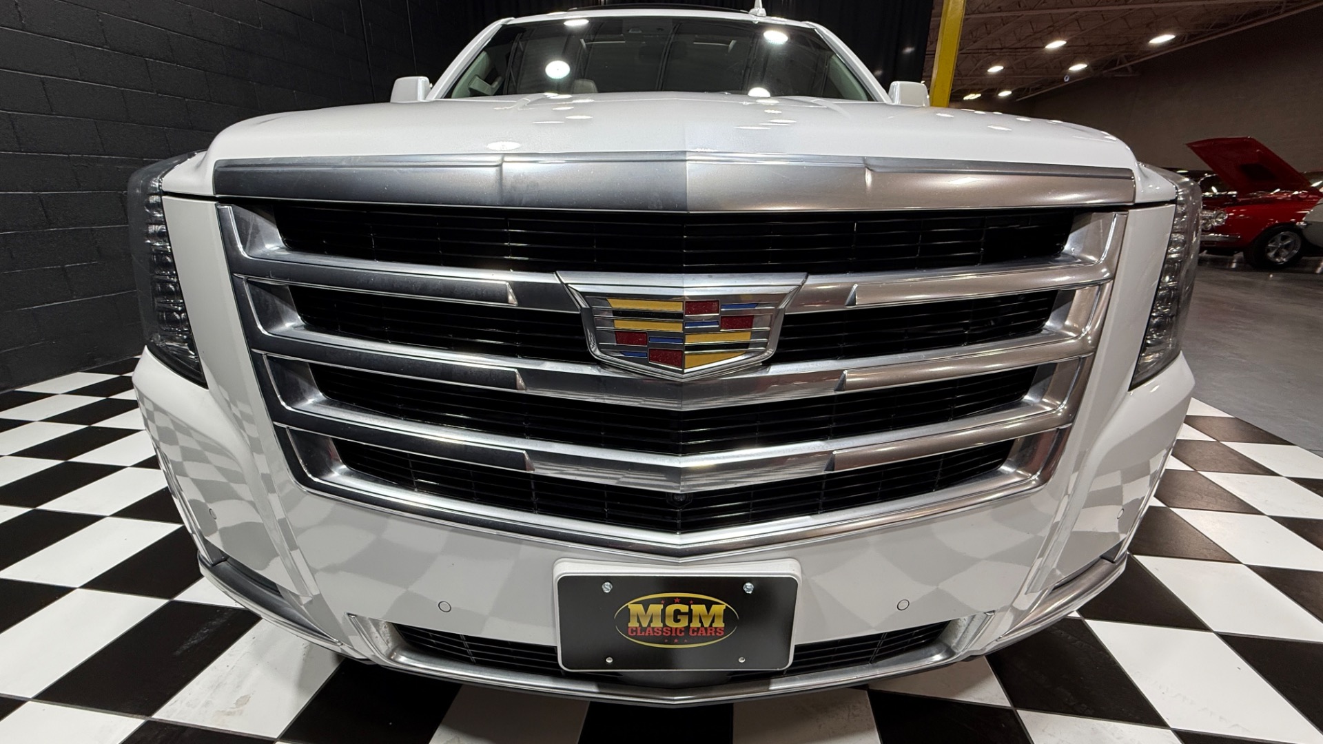 2020 Cadillac Escalade ESV 18