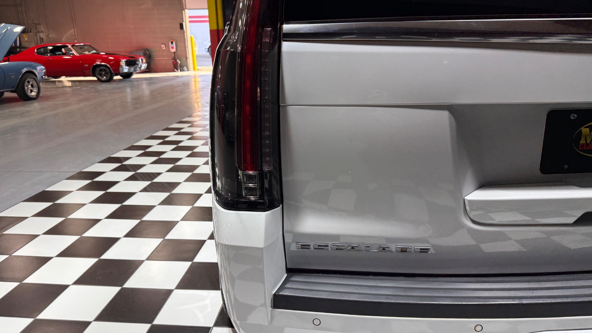 2020 Cadillac Escalade ESV 22