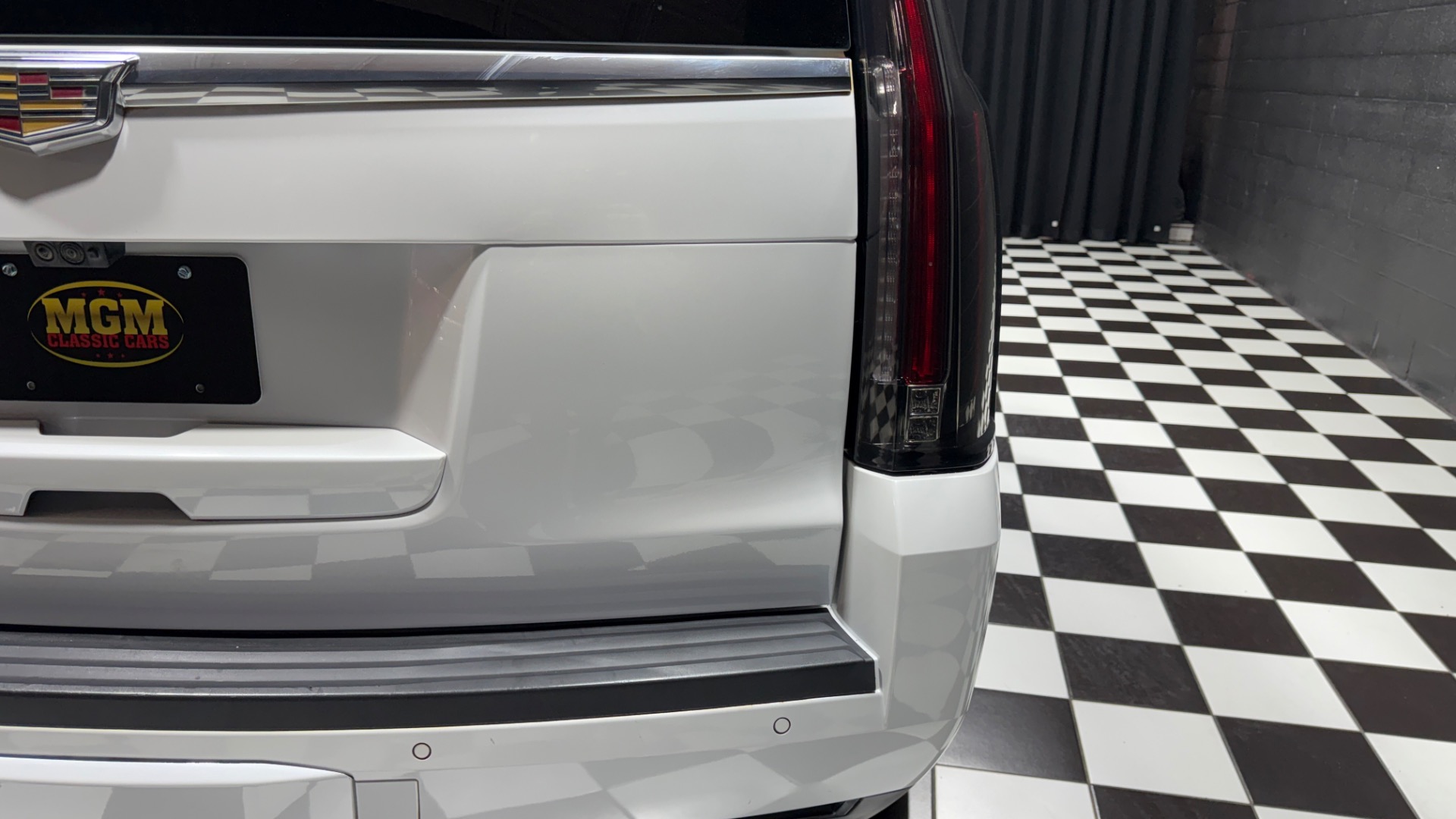 2020 Cadillac Escalade ESV 24
