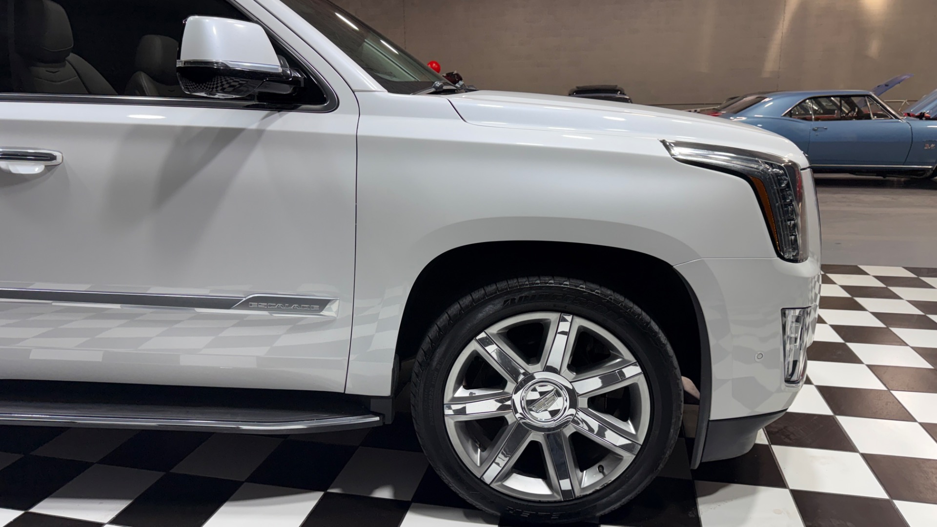 2020 Cadillac Escalade ESV 27