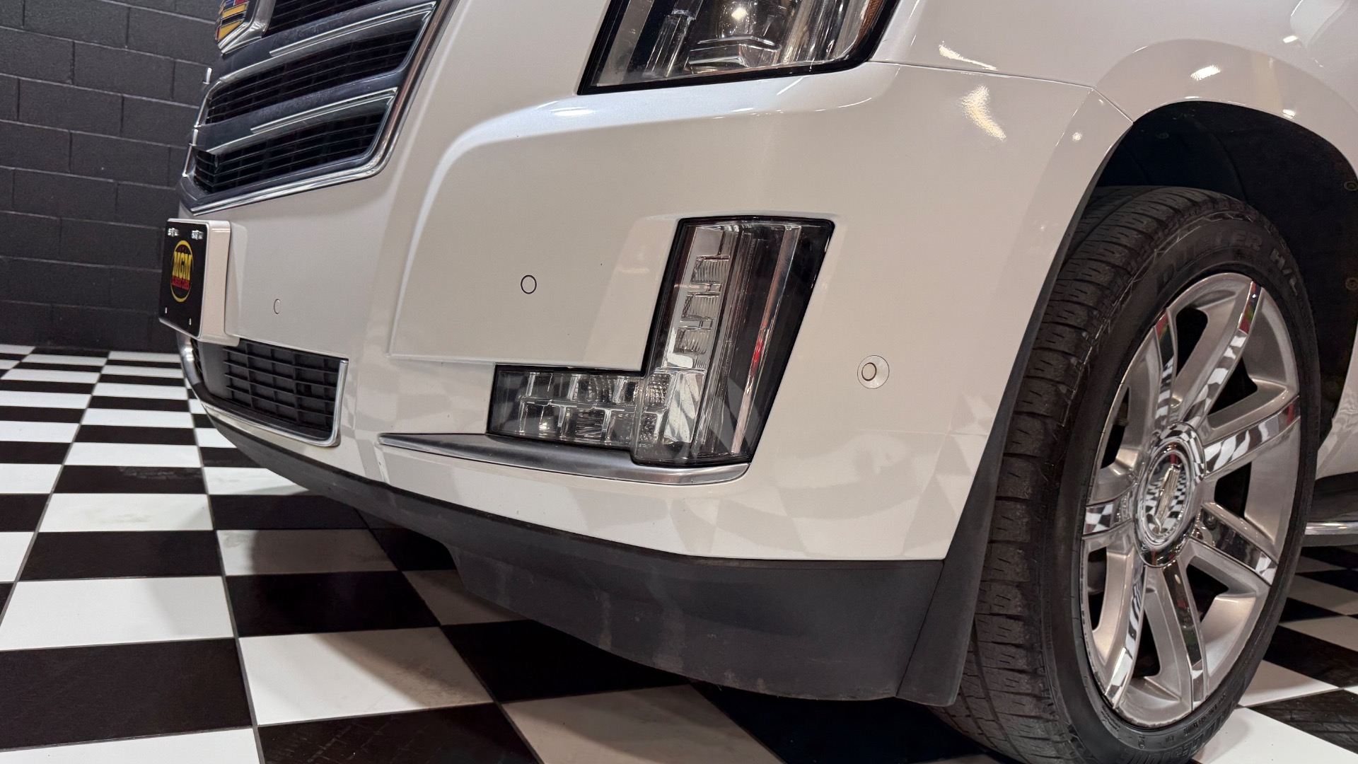 2020 Cadillac Escalade ESV 31