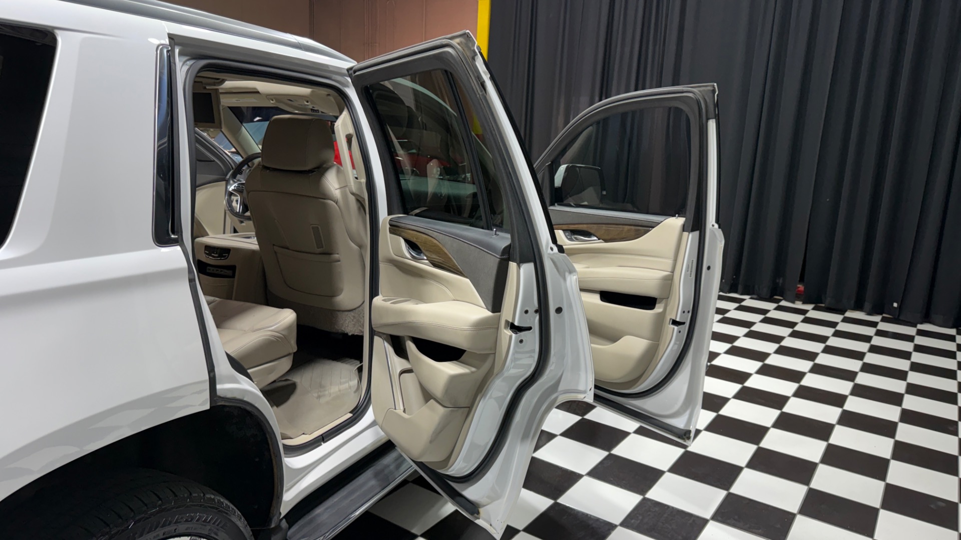 2020 Cadillac Escalade ESV 63