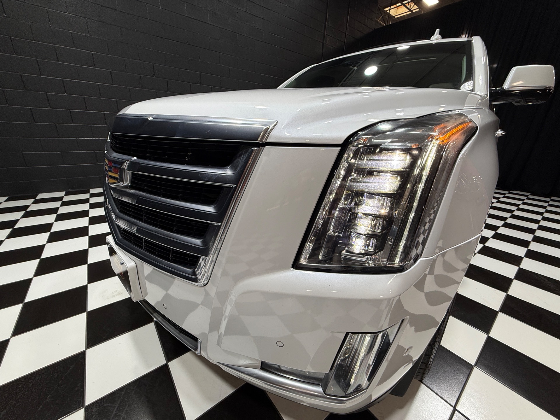 2020 Cadillac Escalade ESV 9