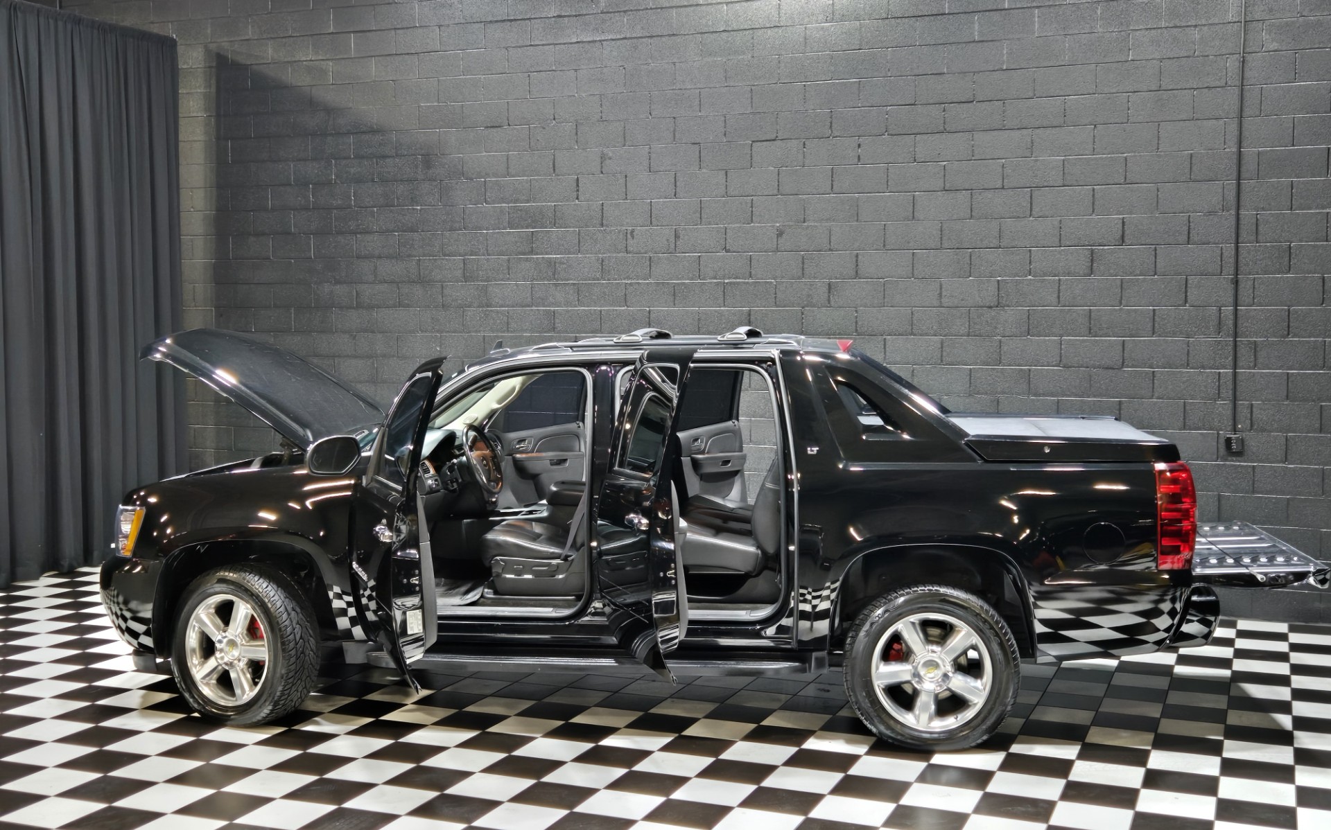 2012 Chevrolet Avalanche 125