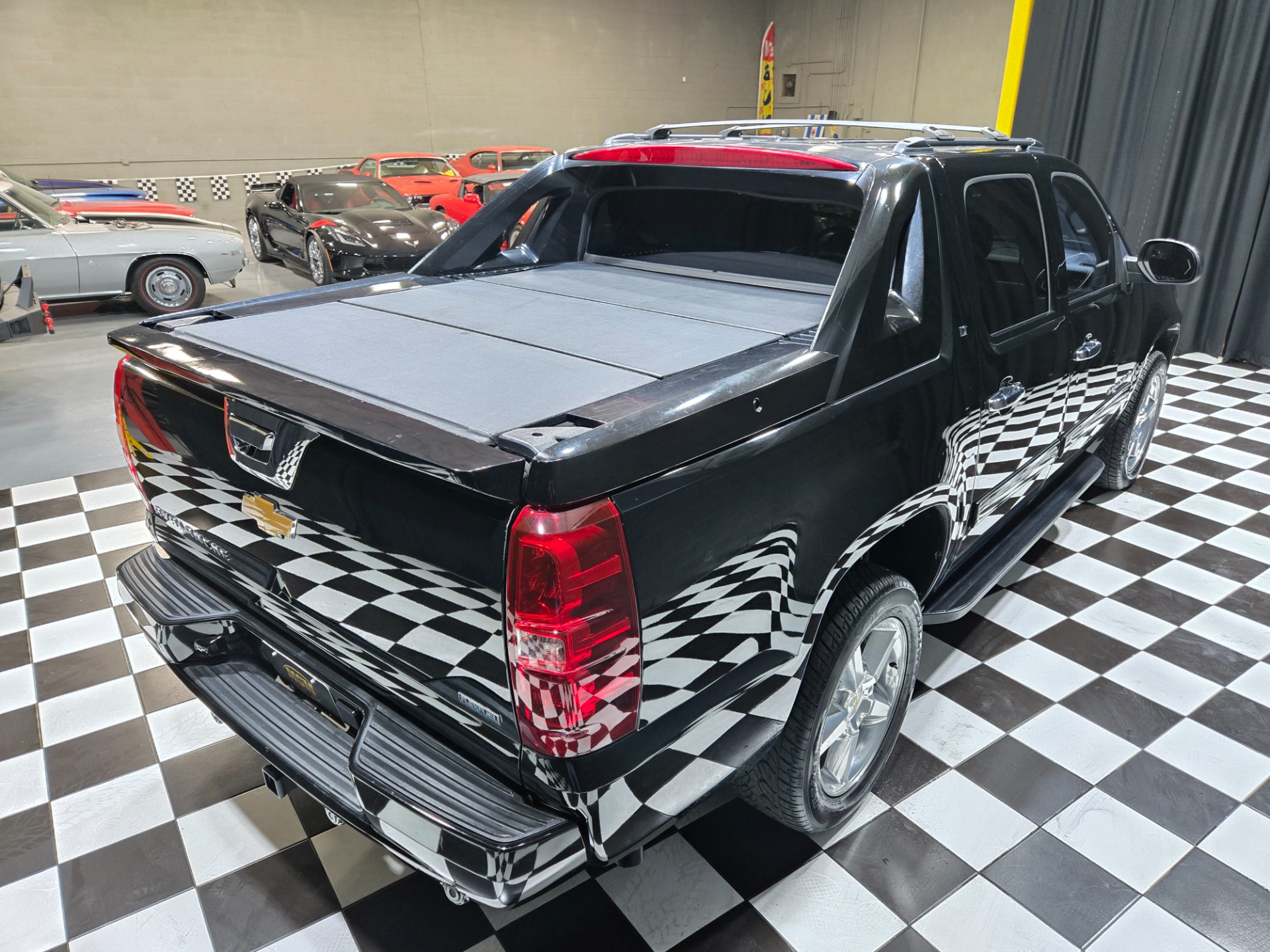 2012 Chevrolet Avalanche 15