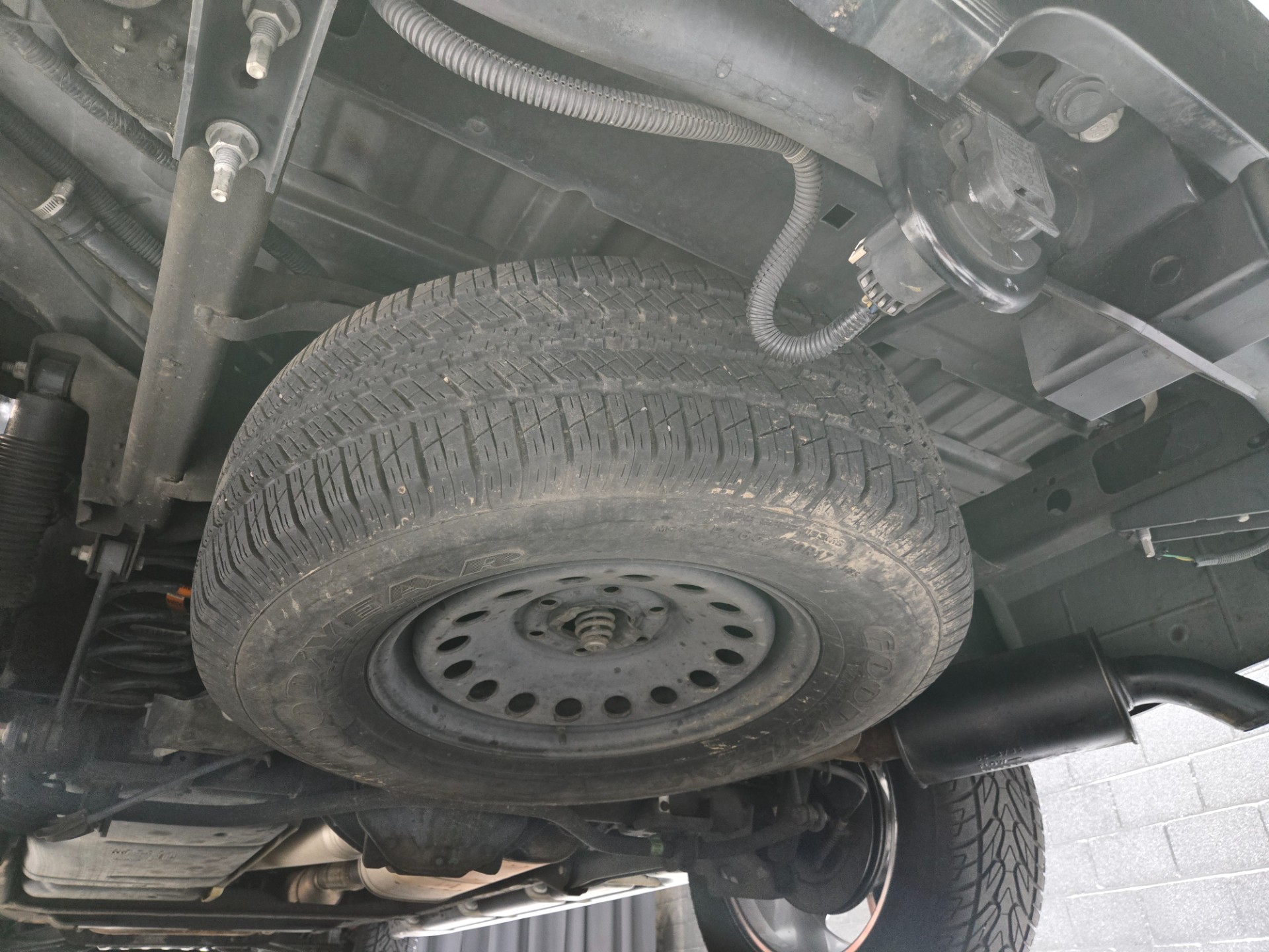 2012 Chevrolet Avalanche 18
