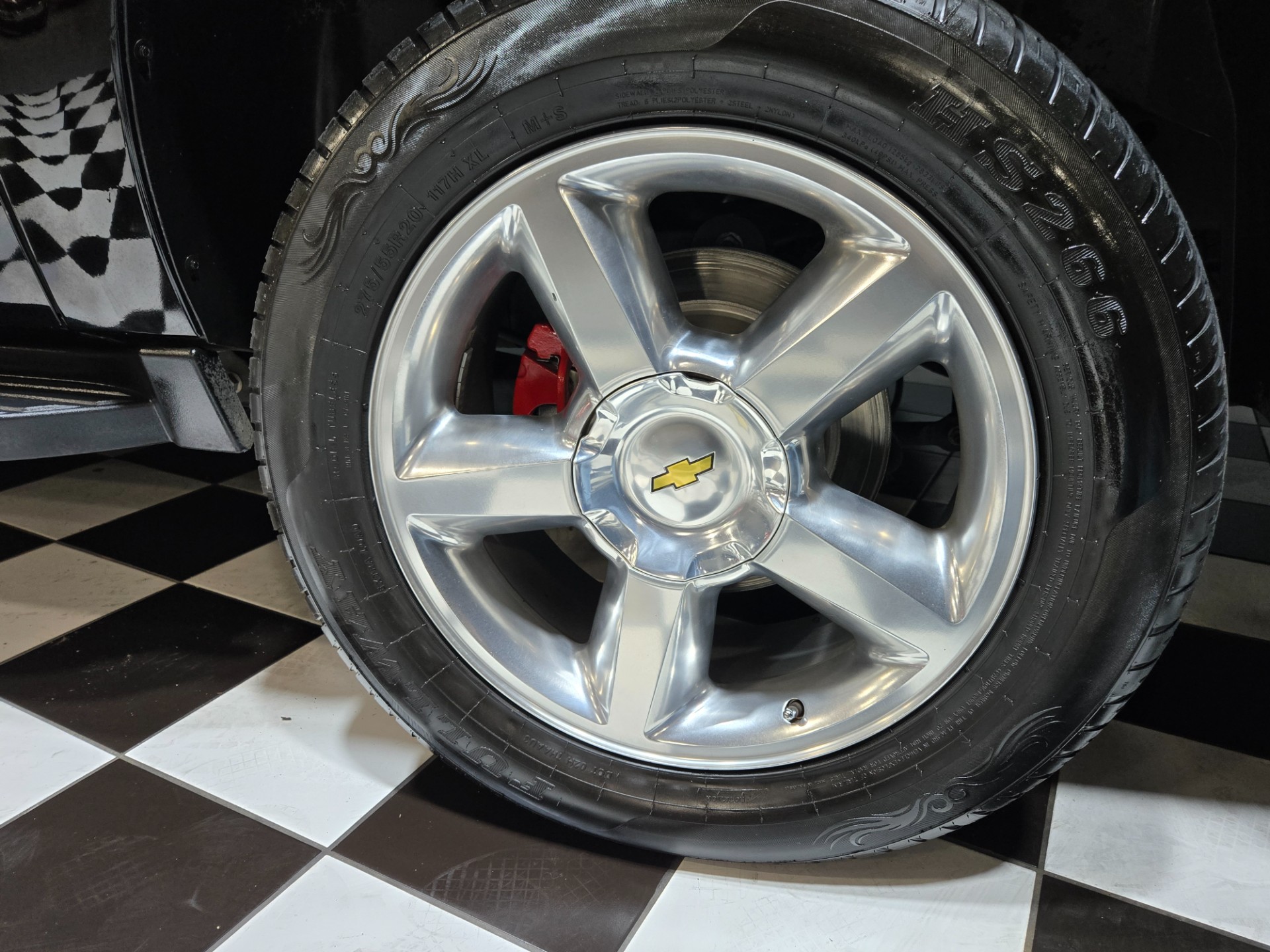2012 Chevrolet Avalanche 26