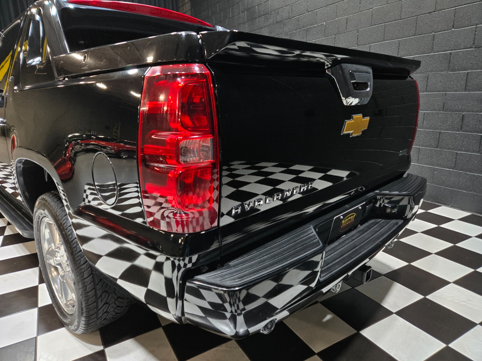 2012 Chevrolet Avalanche 35