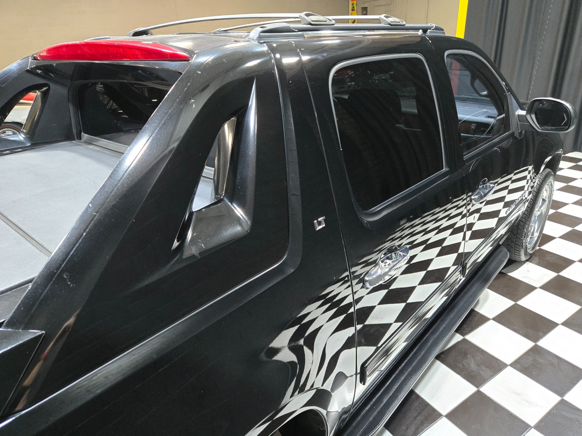 2012 Chevrolet Avalanche 50