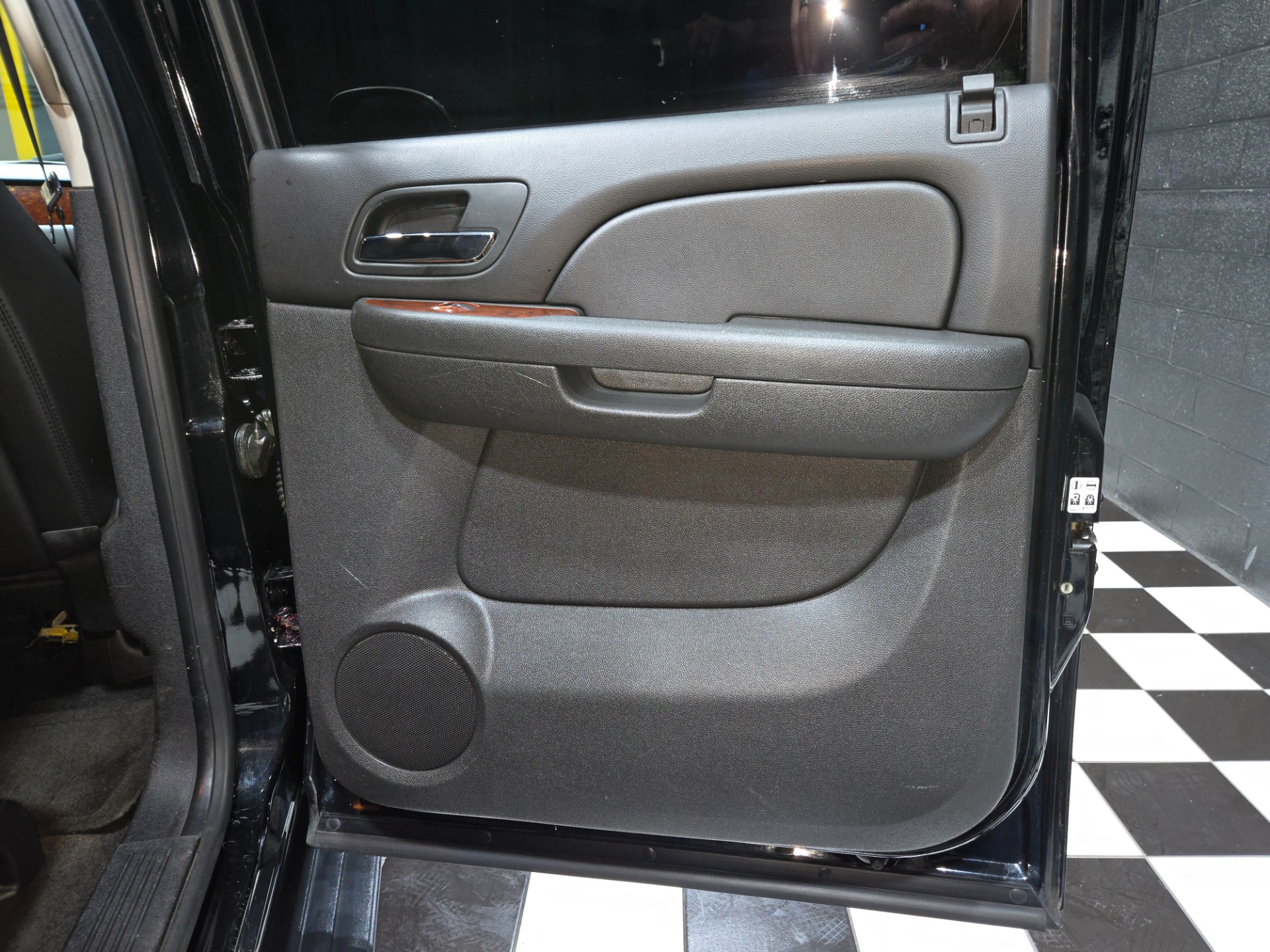 2012 Chevrolet Avalanche 89