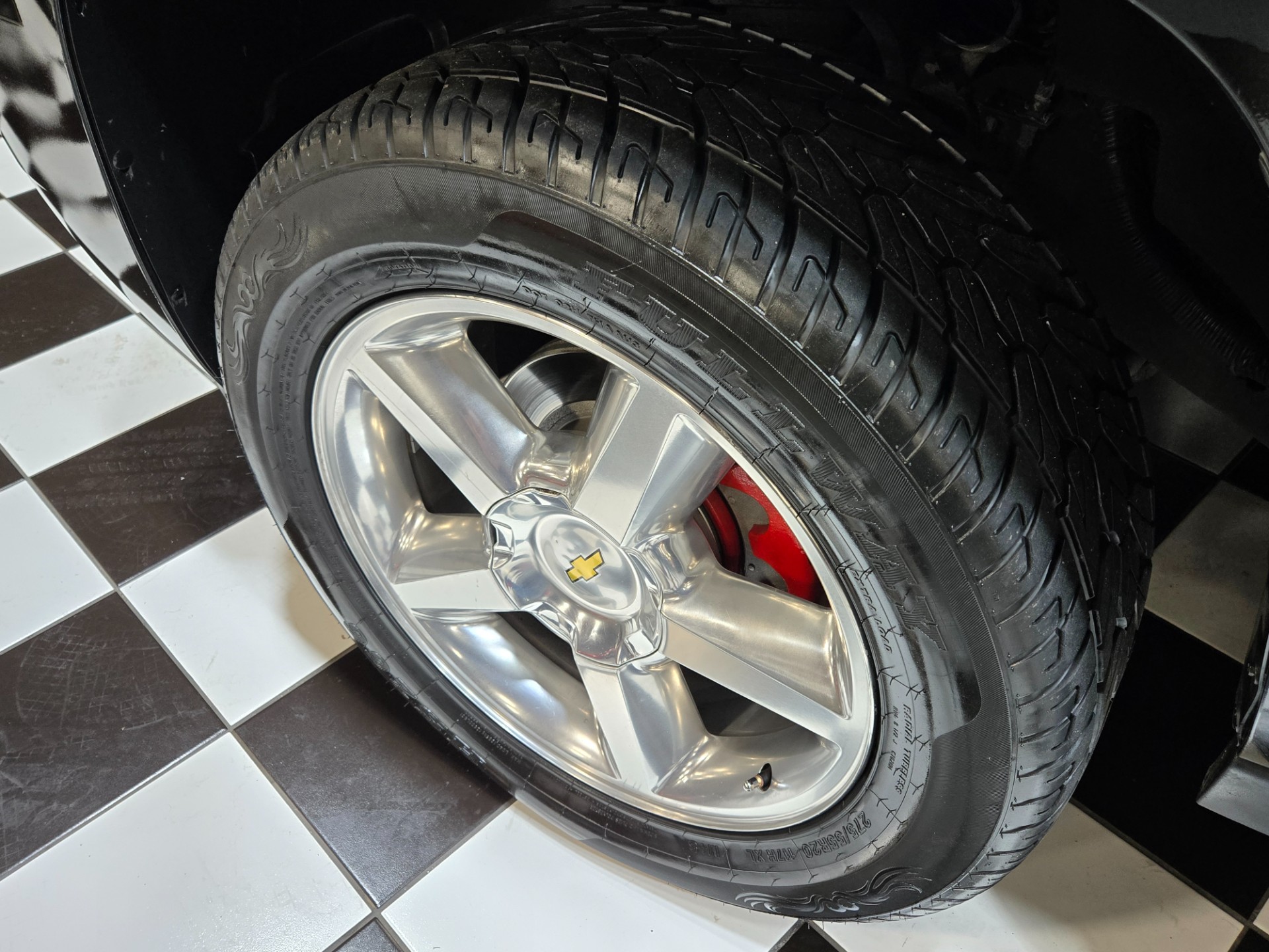 2012 Chevrolet Avalanche 8