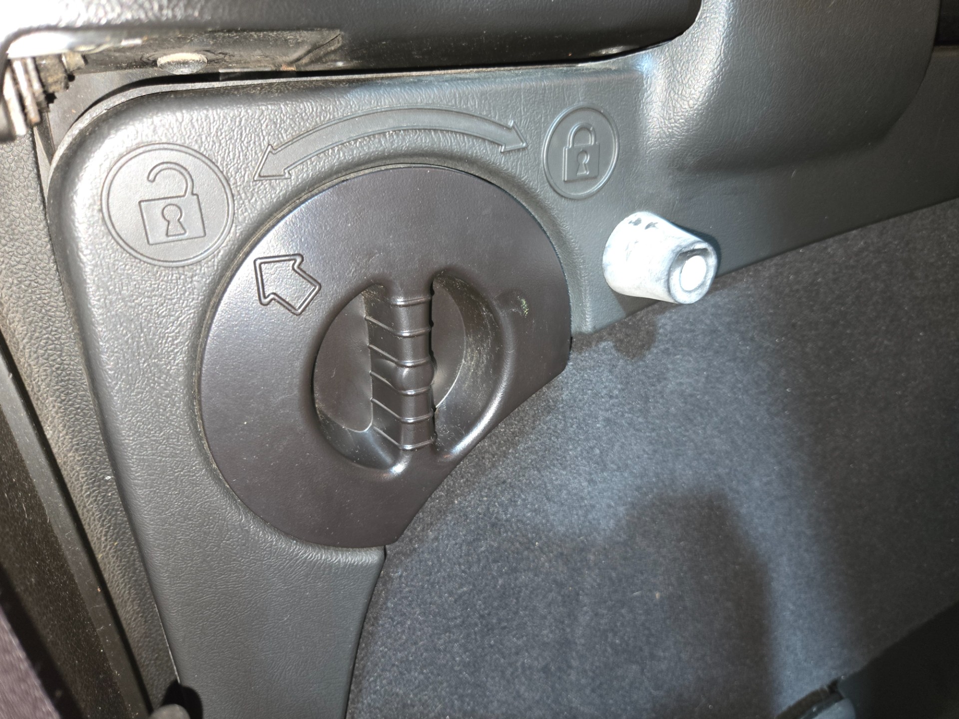 2012 Chevrolet Avalanche 96