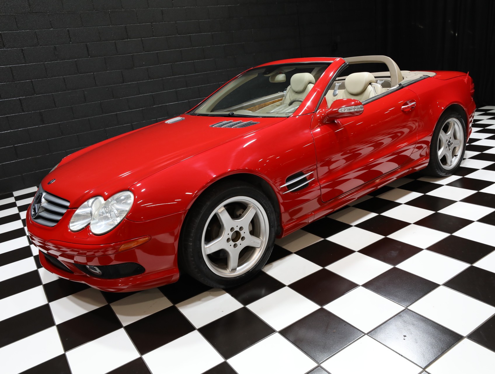 2003 Mercedes-Benz SL-Class 13