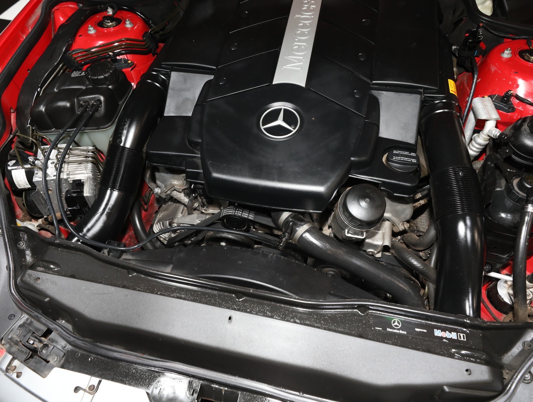 2003 Mercedes-Benz SL-Class 60