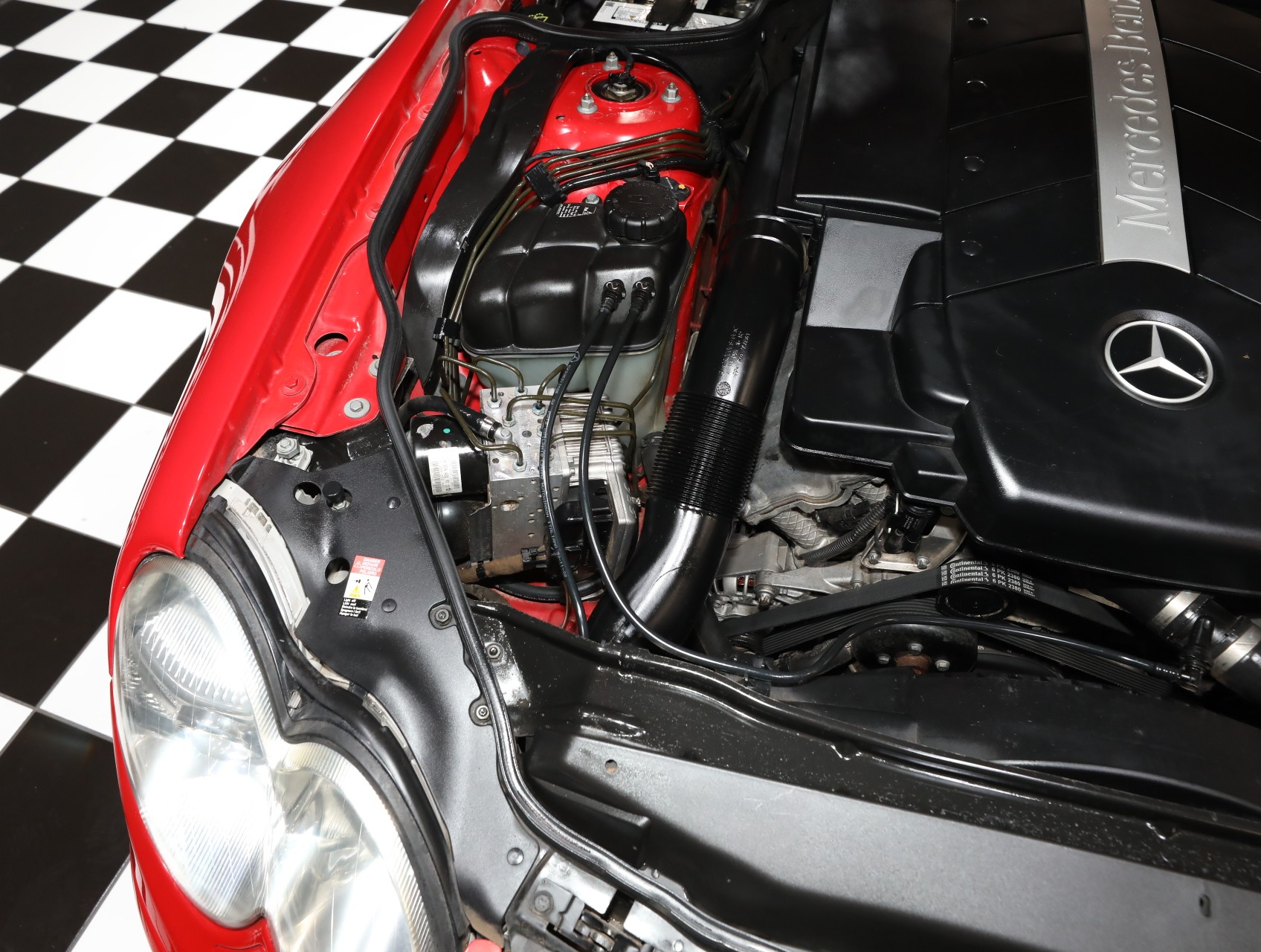 2003 Mercedes-Benz SL-Class 64