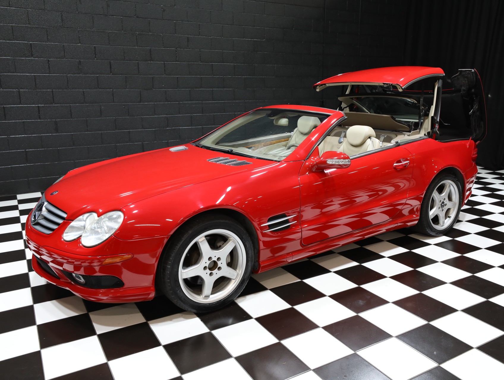 2003 Mercedes-Benz SL-Class 9