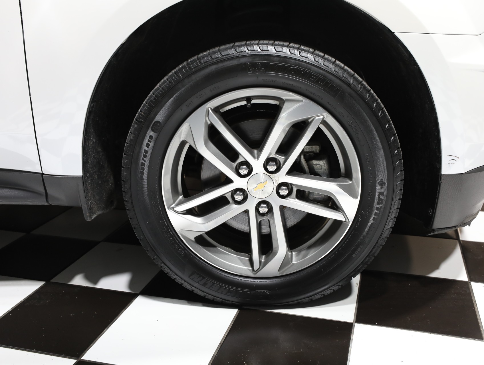 2017 Chevrolet Equinox 24
