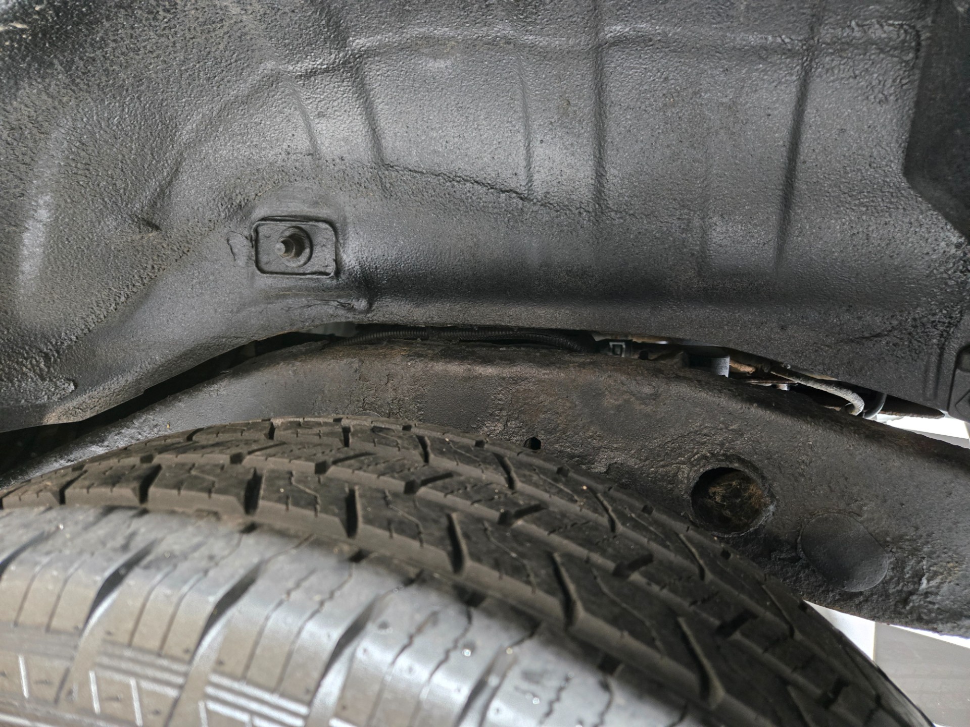 2002 Isuzu Rodeo Sport 29