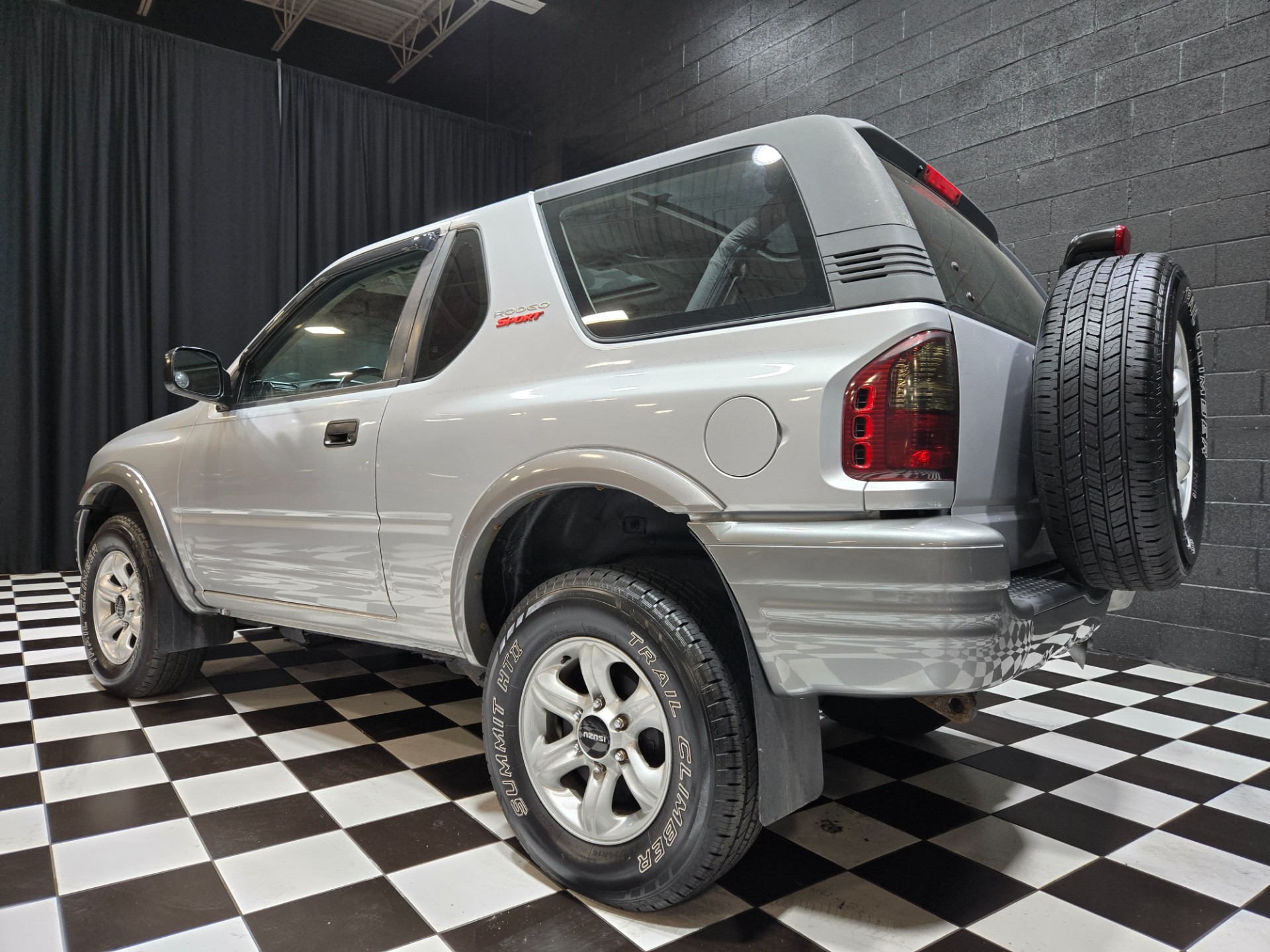 2002 Isuzu Rodeo Sport 40