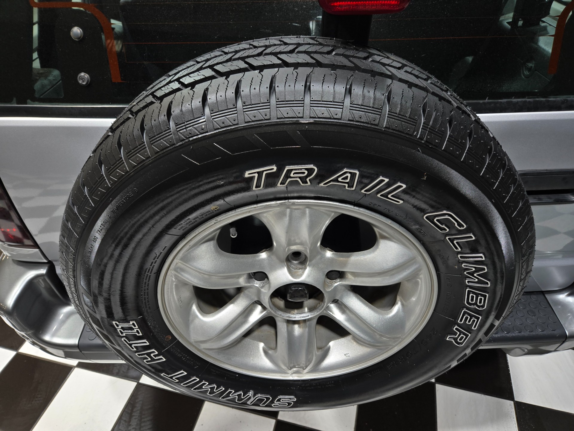 2002 Isuzu Rodeo Sport 42