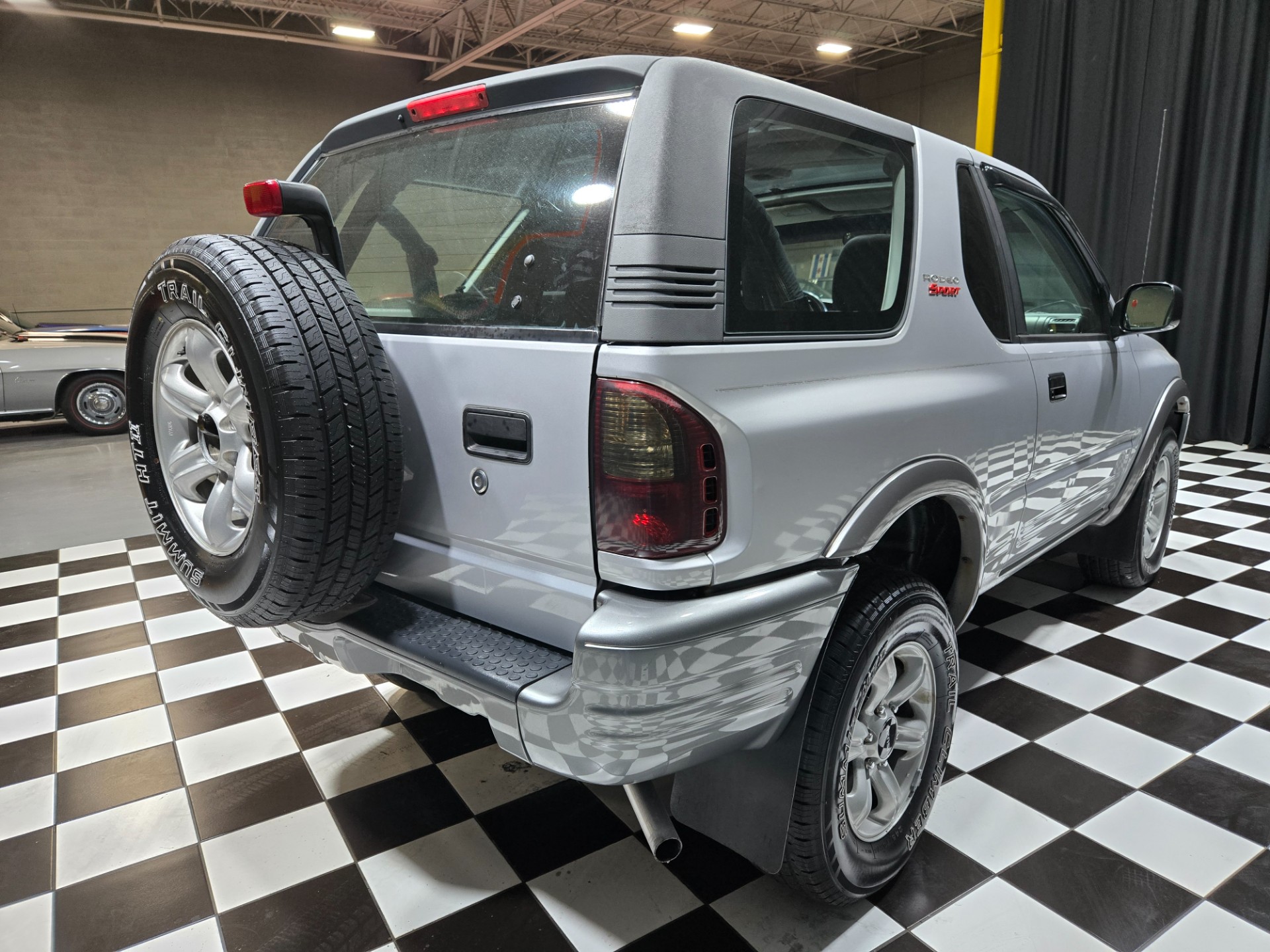 2002 Isuzu Rodeo Sport 43