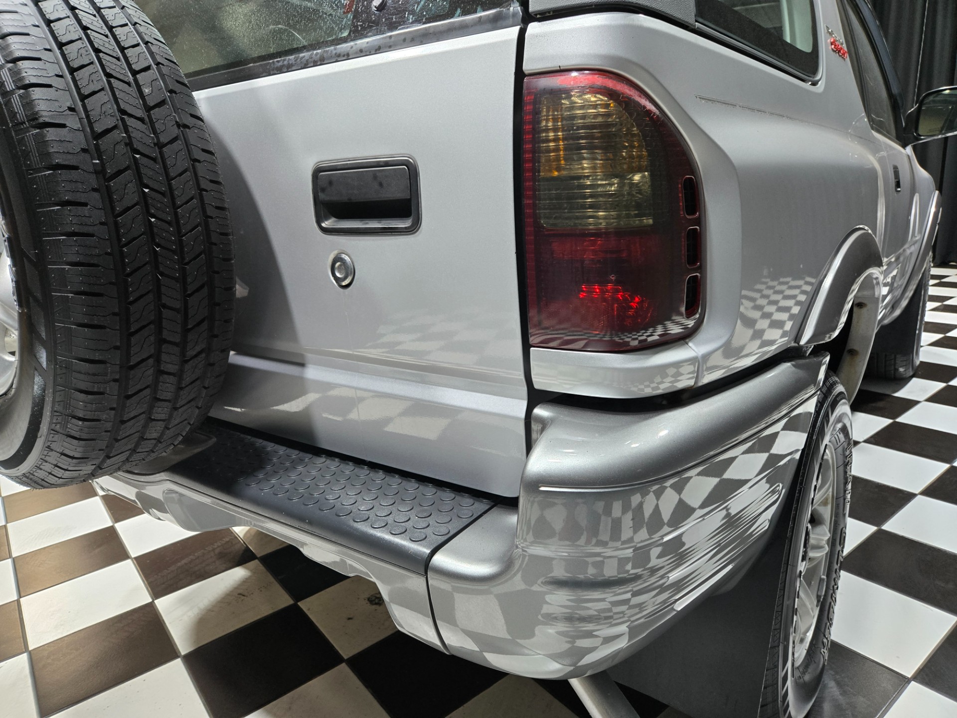2002 Isuzu Rodeo Sport 44