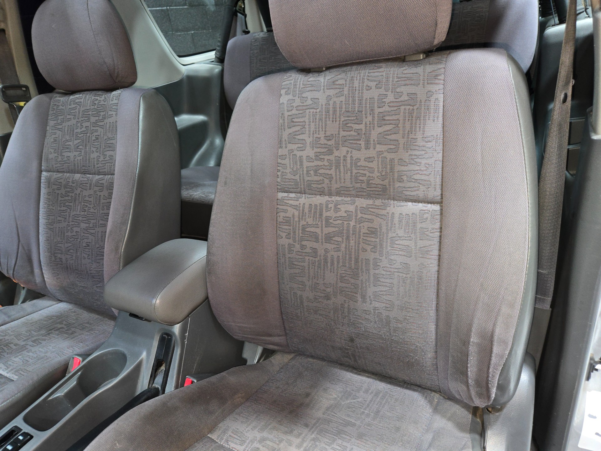 2002 Isuzu Rodeo Sport 98