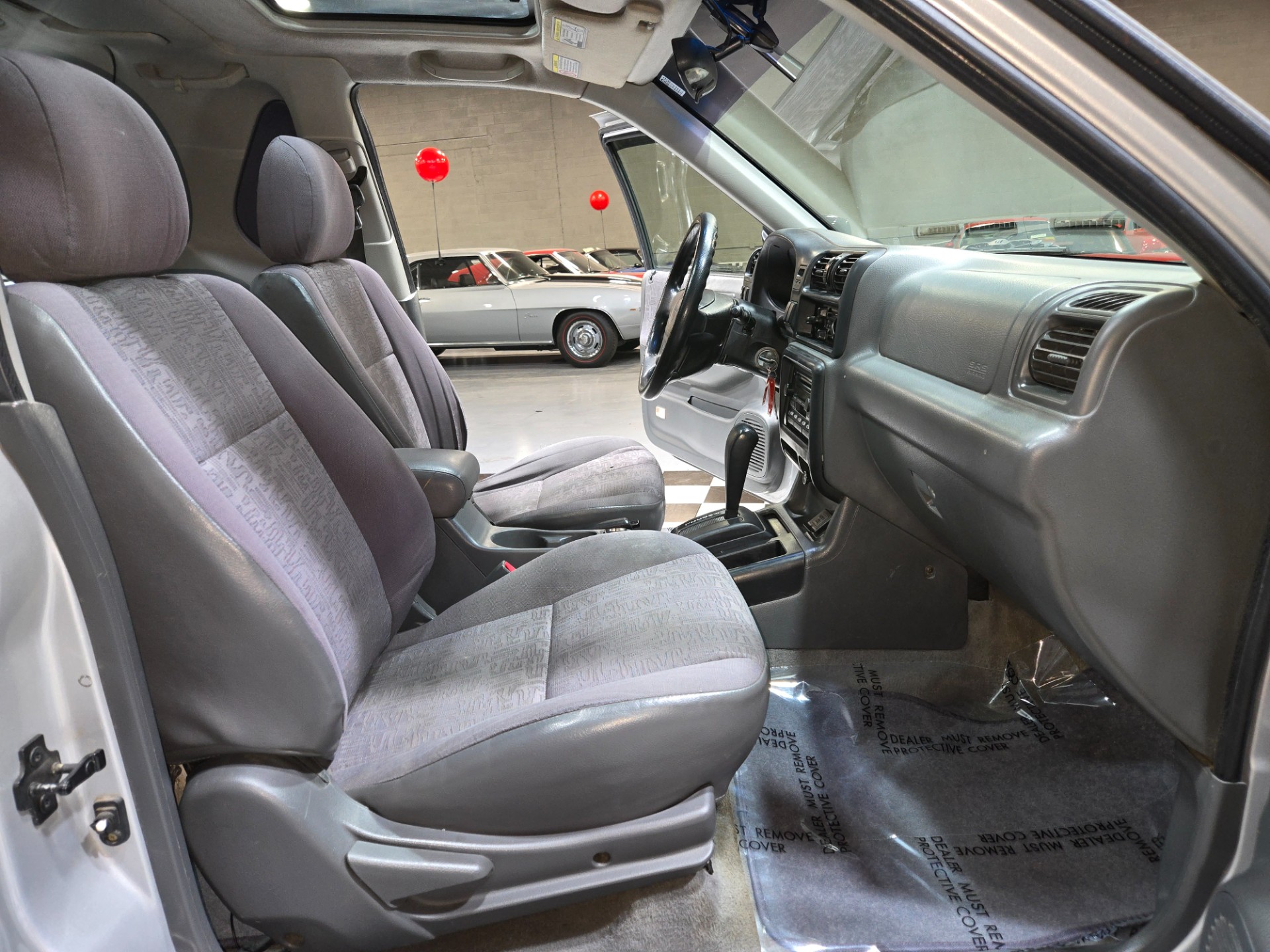 2002 Isuzu Rodeo Sport 9
