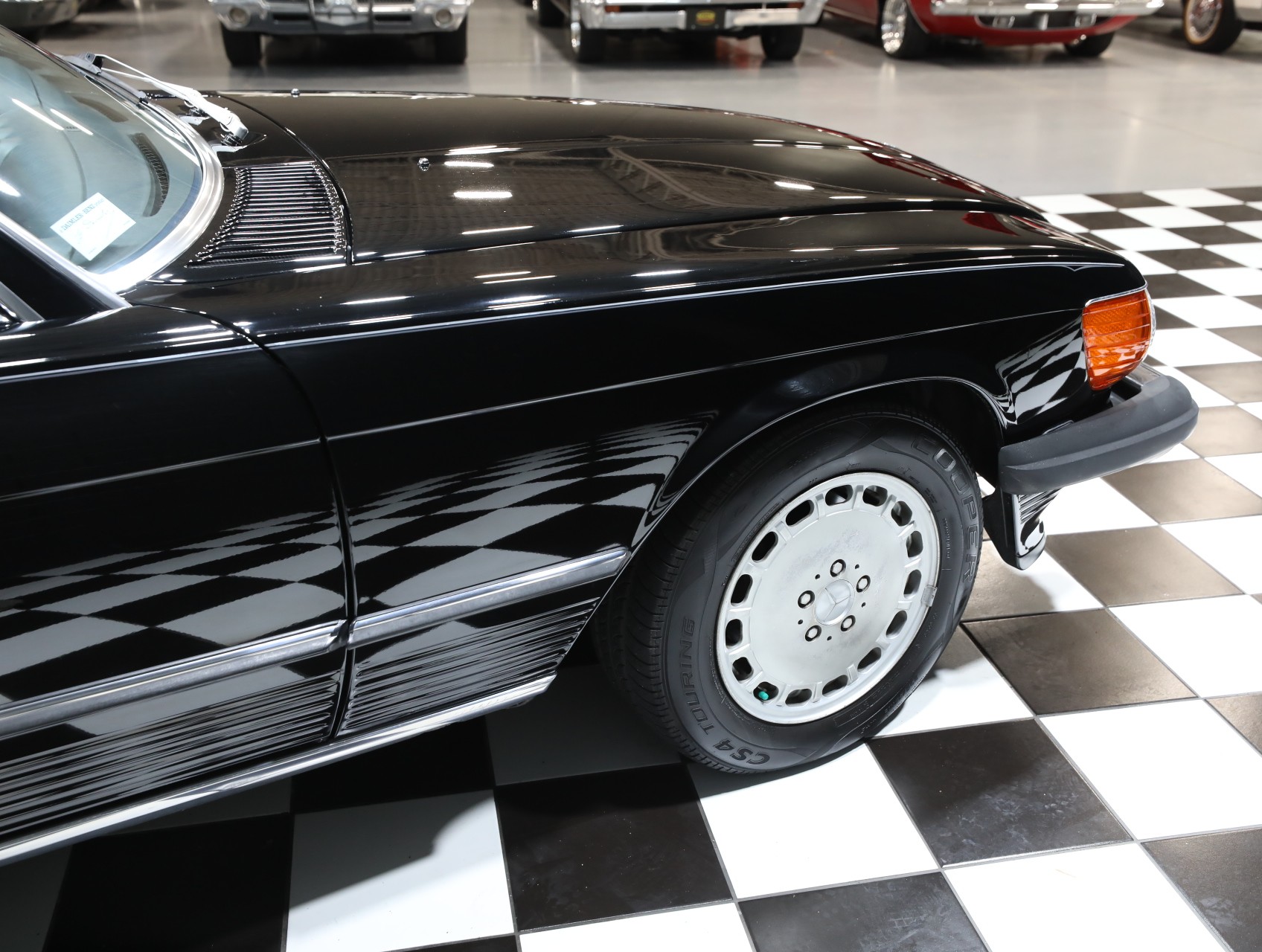 1989 Mercedes-Benz 560-Class 21