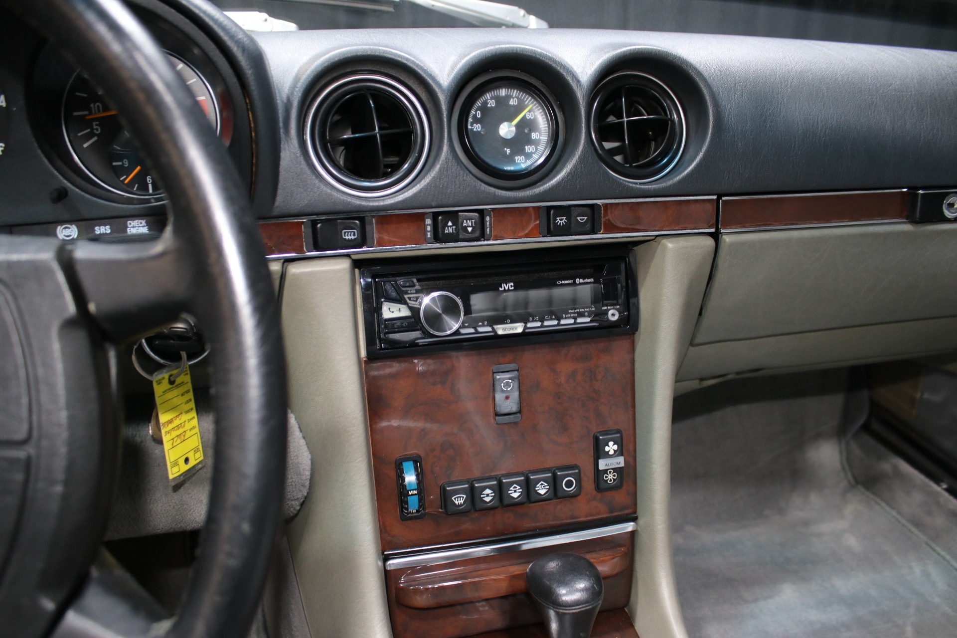 1989 Mercedes-Benz 560-Class 55