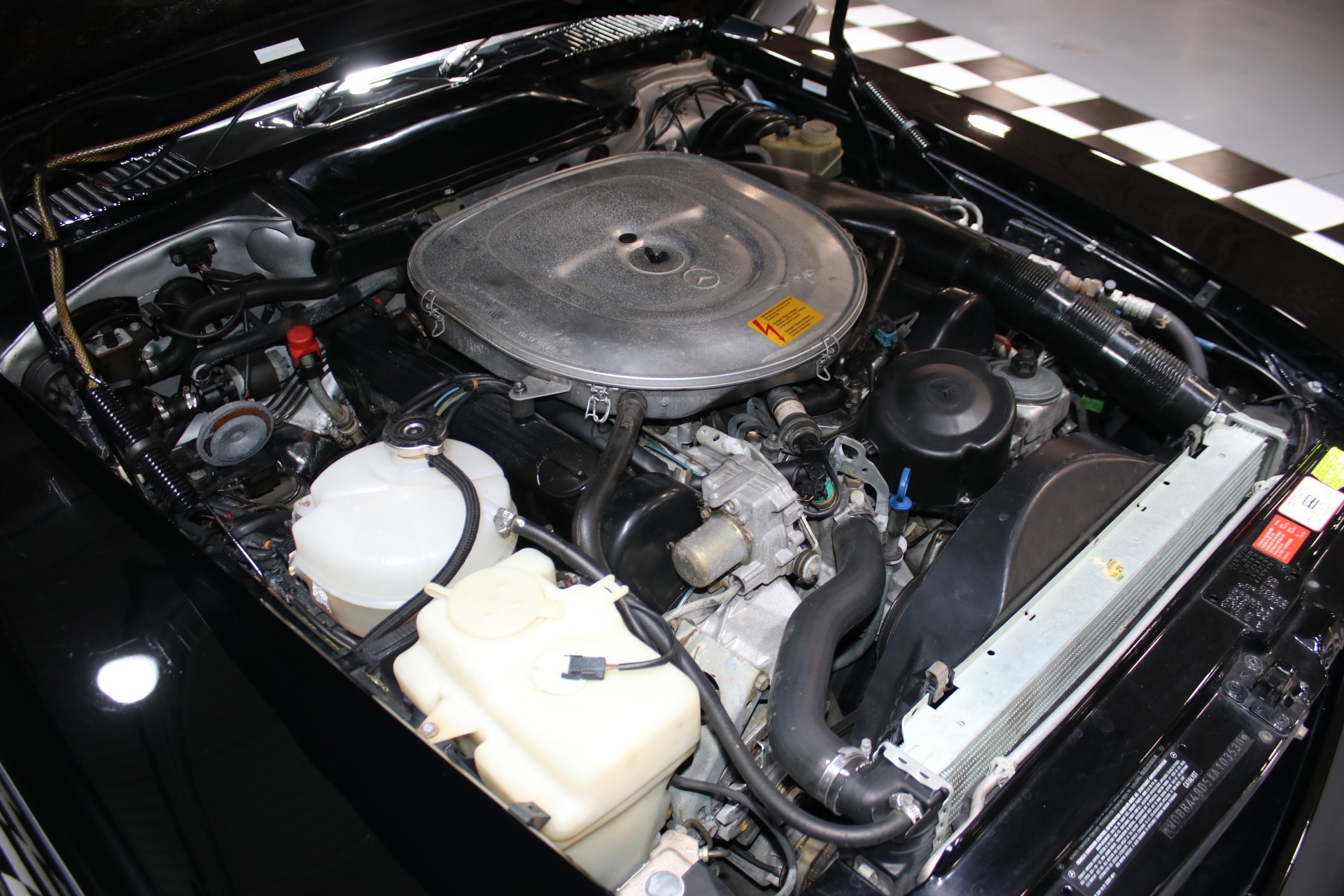 1989 Mercedes-Benz 560-Class 66