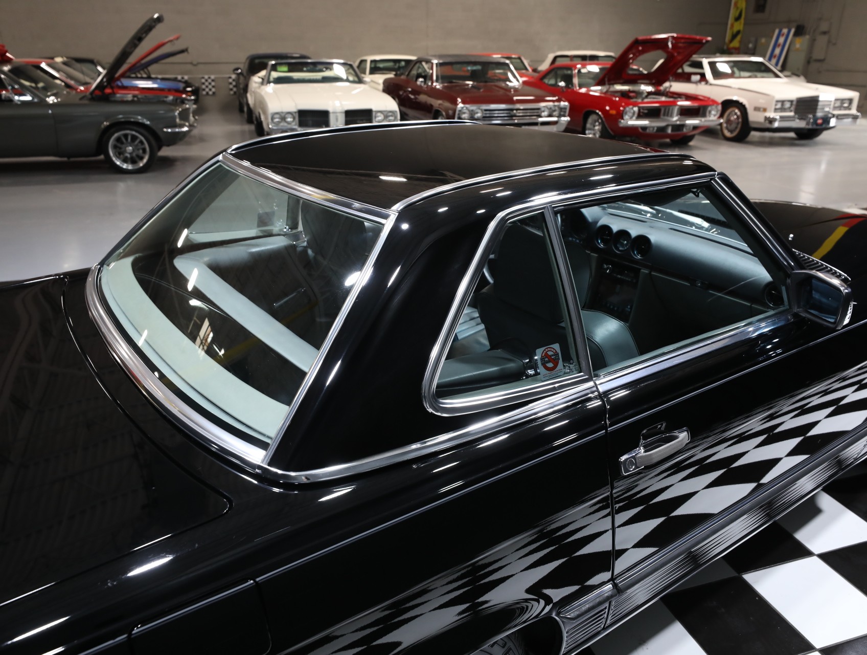 1989 Mercedes-Benz 560-Class 10